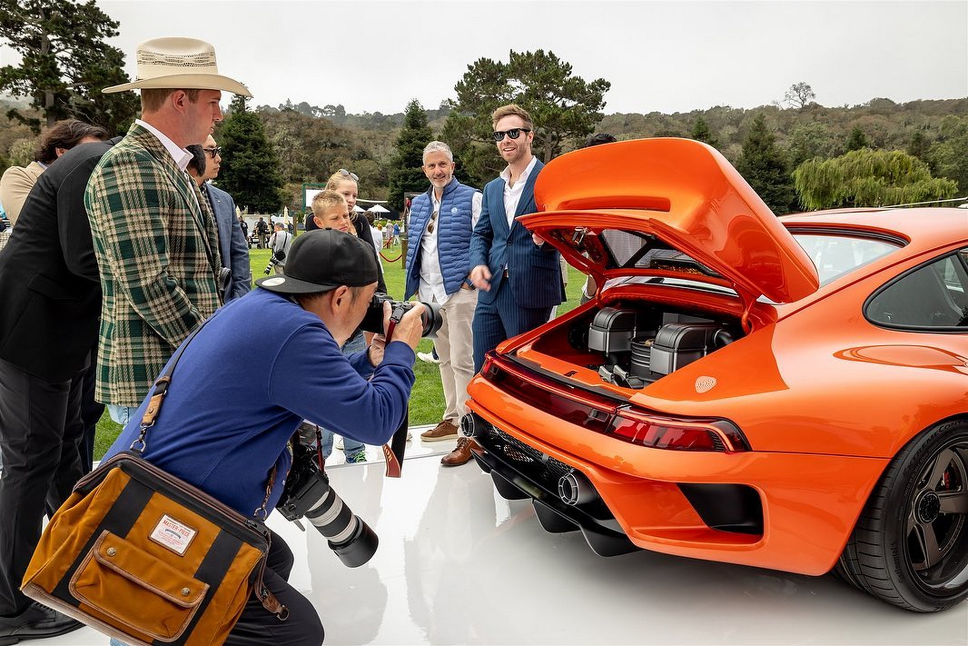 Gunther Werks Project Tornado Is A Carbon-Bodied Porsche 993 Turbo Restomod With Up To 700 HP