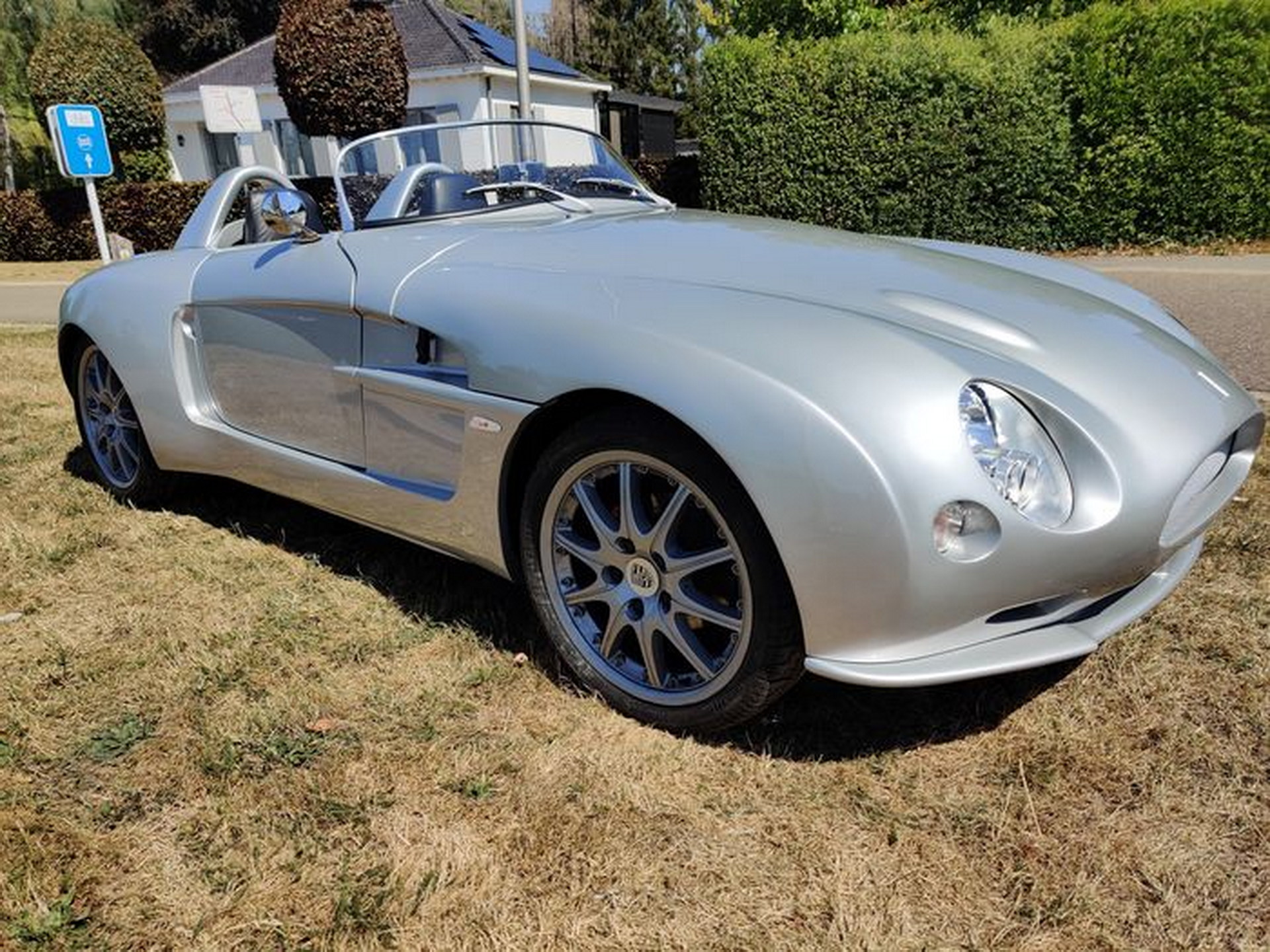 Porsche 944-Based Heynsdyk F2500 Has Bespoke Bodywork, Mini Headlights And Alfa Romeo Taillights