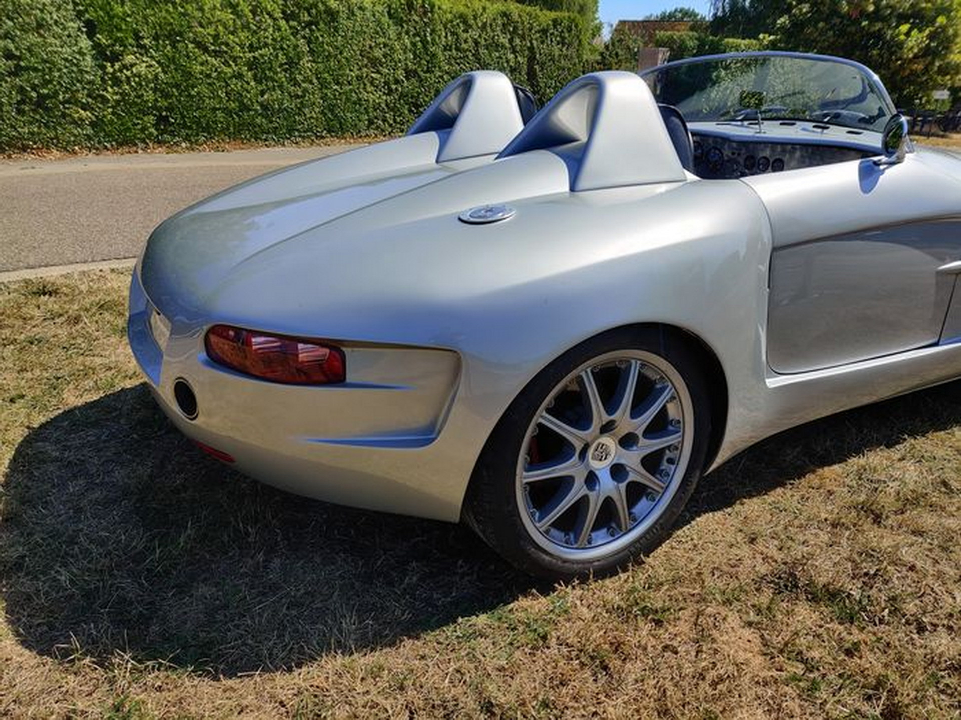 Porsche 944-Based Heynsdyk F2500 Has Bespoke Bodywork, Mini Headlights And Alfa Romeo Taillights