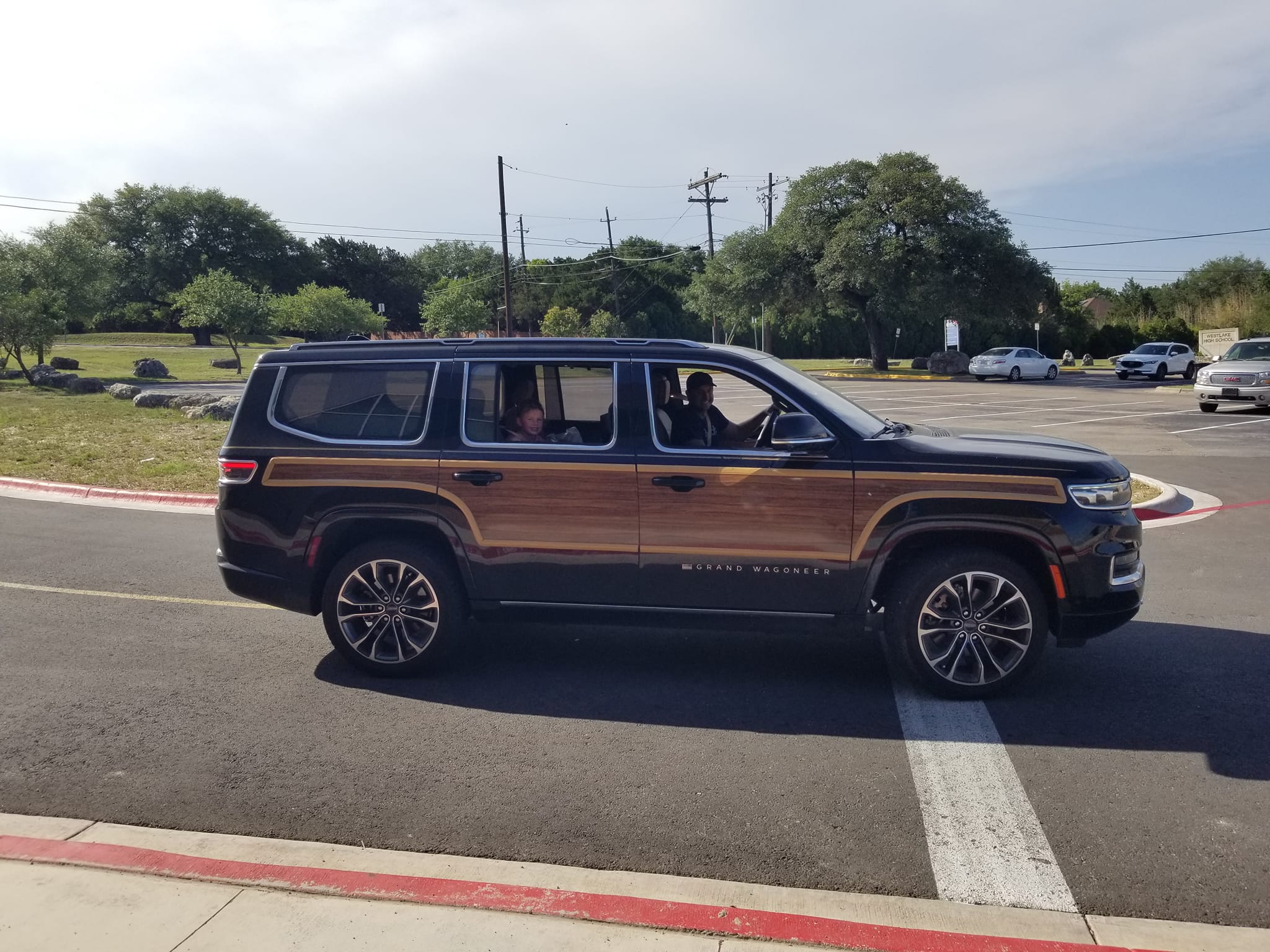 New Jeep Grand Wagoneer Gets Its Woodgrain Groove Back For $1,899