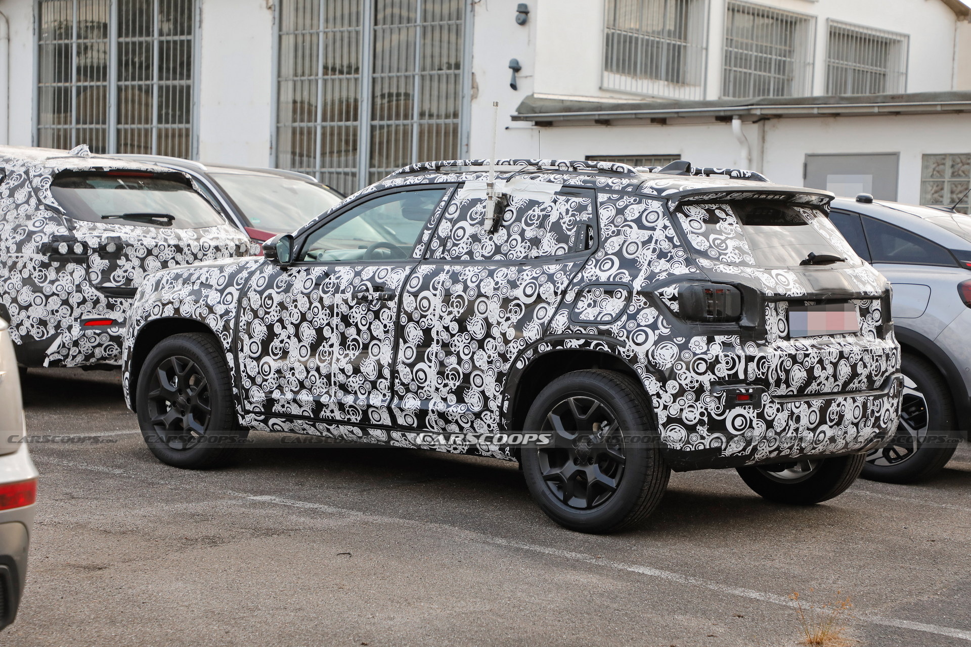 Jeep ‘Jeepster’ Baby SUV Spied In ICE-Powered Form Revealing Its Interior