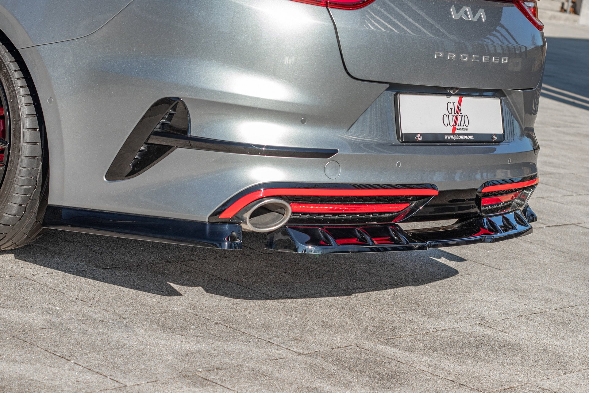 Kia ProCeed And Ceed GT Spiced Up With Giacuzzo Bodykit And Baraccuda Wheels