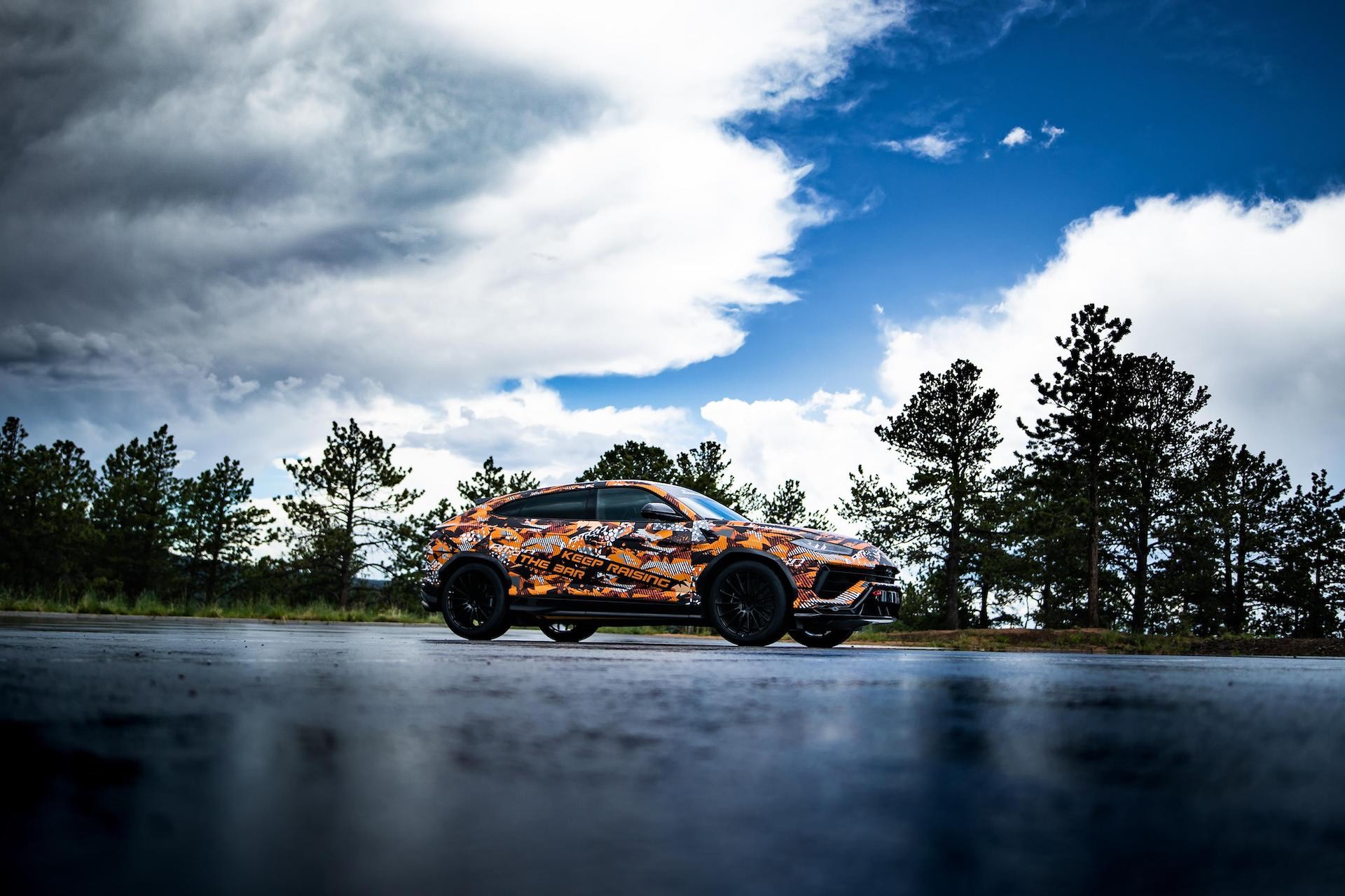 Pikes Peak: Facelifted 2023 Lamborghini Urus Takes A 17-Second Bite Out Of Bentley Bentayga’s Record To Become SUV Champ