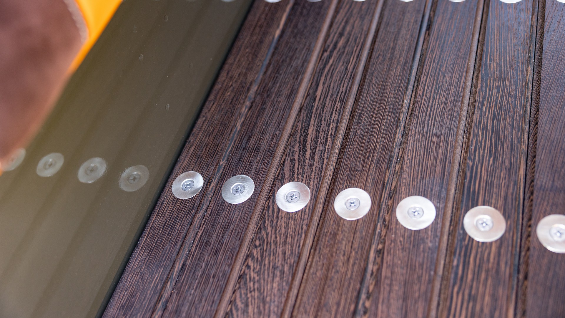 LT1-Powered Land Rover Defender 90 Will Make You Forget About The New One