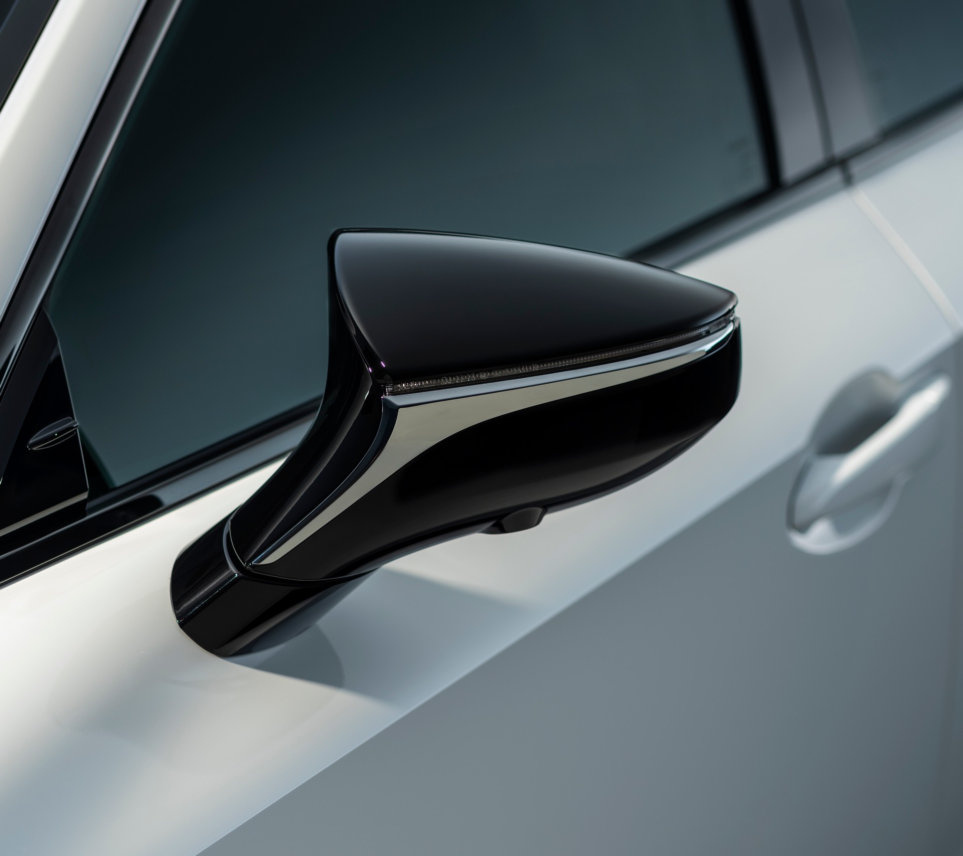 Lexus To Offer First 500 Special Edition IS500s Through Lottery System In Japan