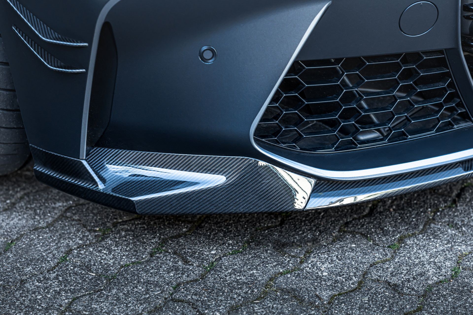 Manhart’s New MH3 GTR Is A 641 HP BMW M3 With Carbon Recaros