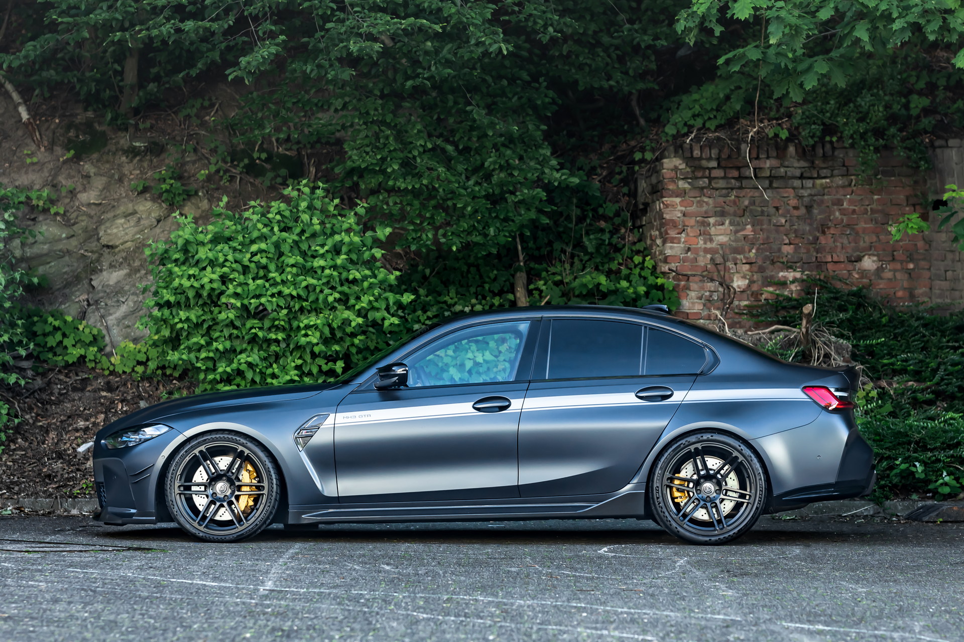Manhart’s New MH3 GTR Is A 641 HP BMW M3 With Carbon Recaros