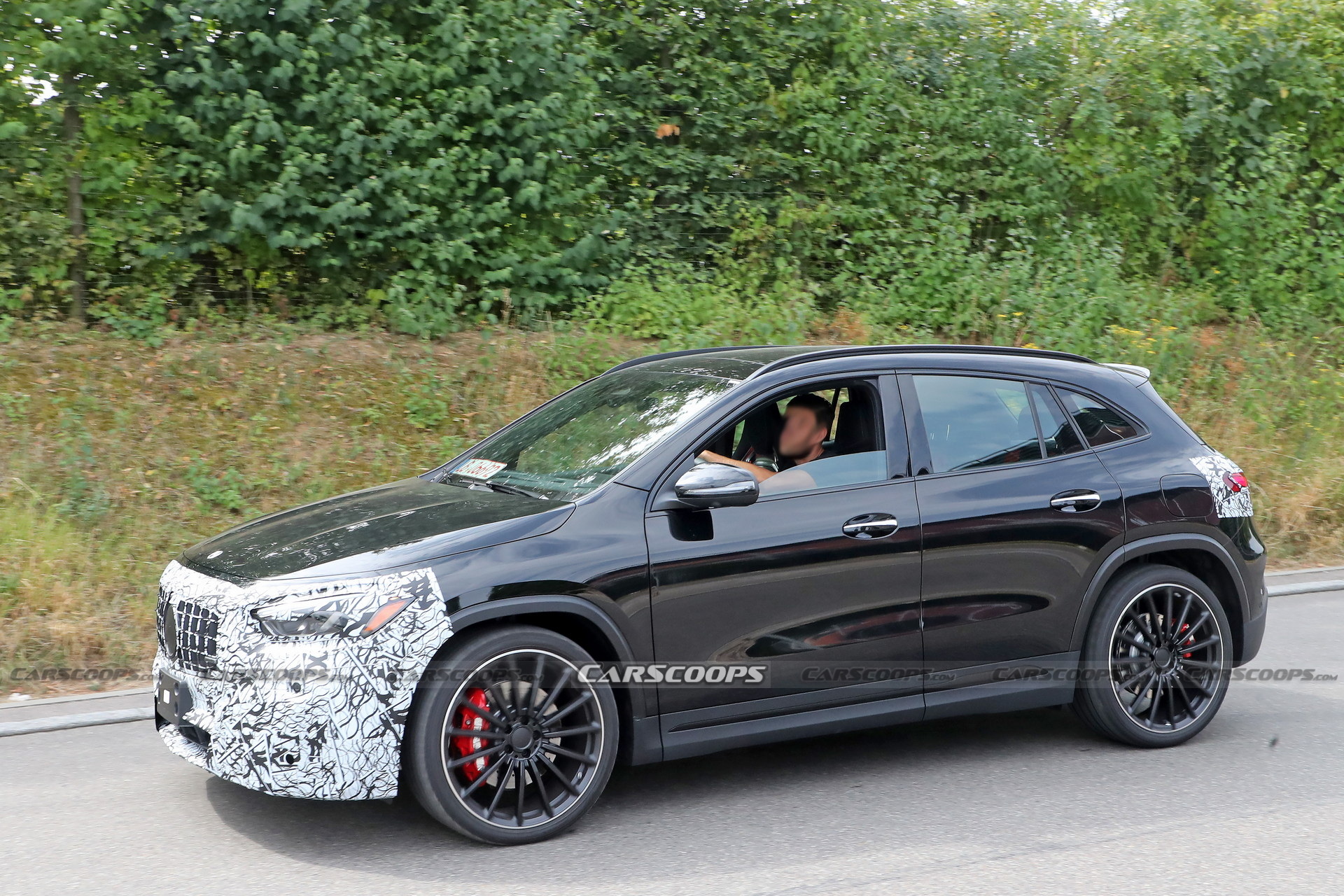 Facelifted Mercedes-AMG GLA 35 Spied In Europe With US-Spec Headlights