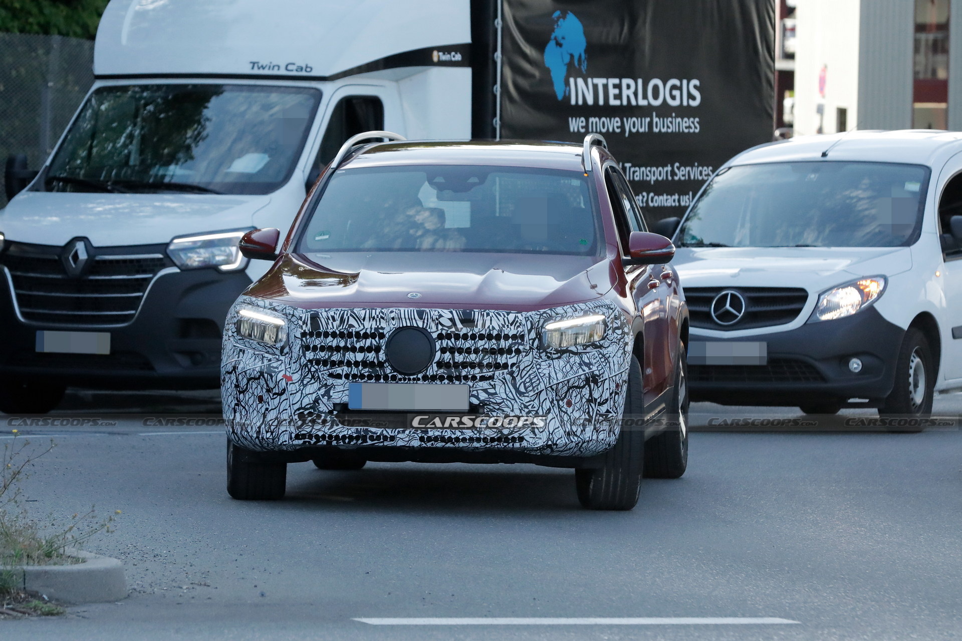Mercedes-Benz GLB Facelift Makes Spy Debut, Expected To Arrive In 2023