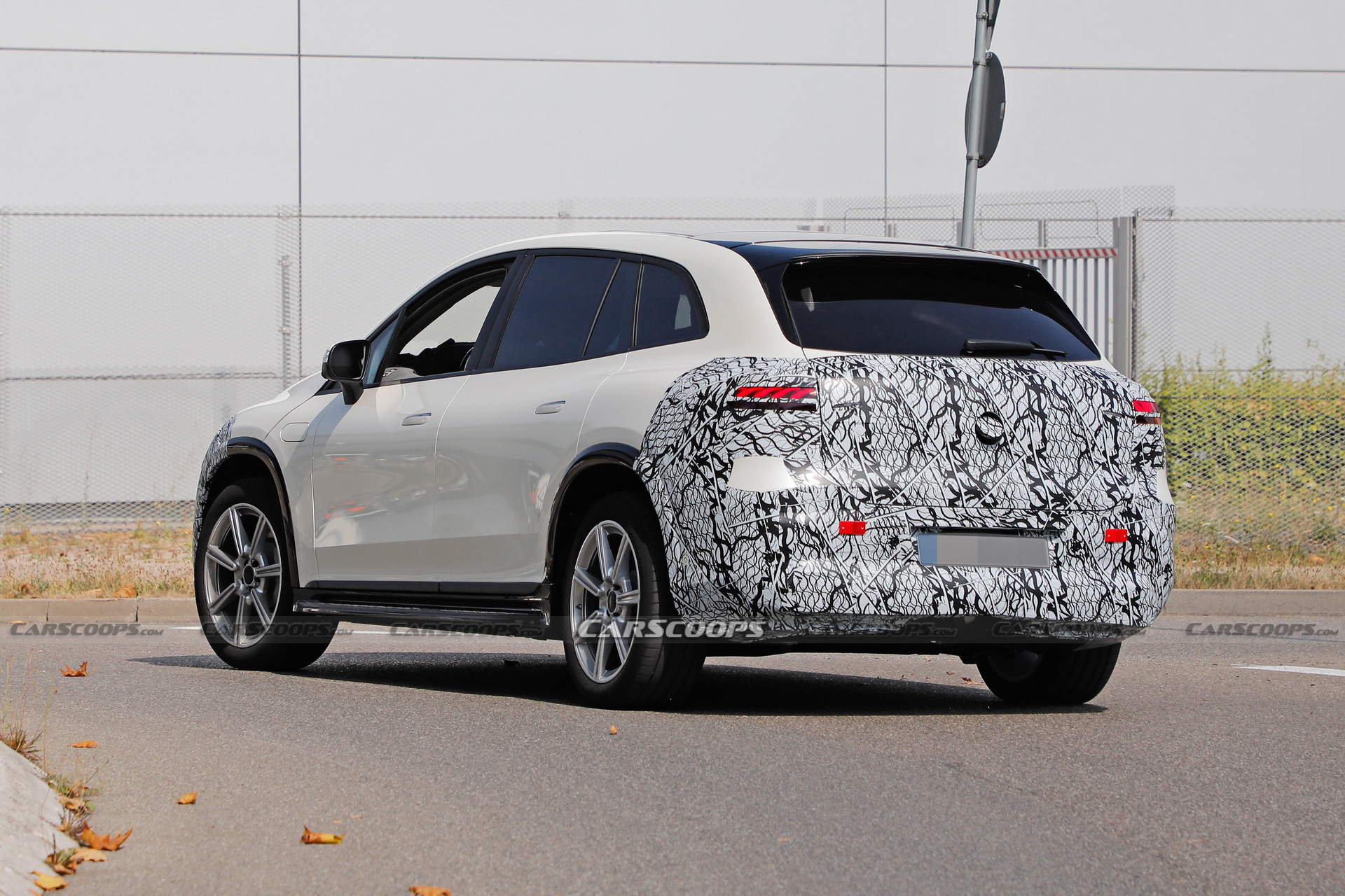 This Is Our First Glimpse Of The 2024 Mercedes-Maybach EQS SUV