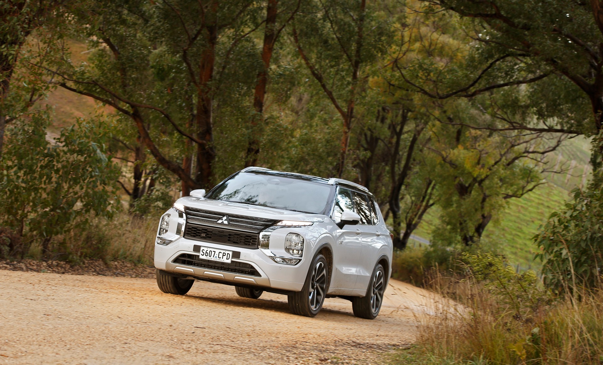 2022 Mitsubishi Outlander Plug-In Hybrid EV Offered In Four Trims In Australia