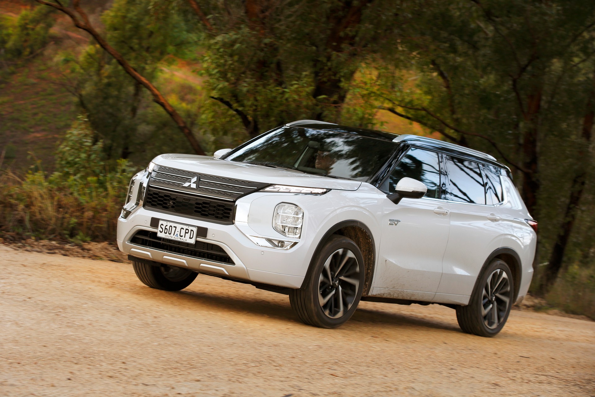 2022 Mitsubishi Outlander Plug-In Hybrid EV Offered In Four Trims In Australia
