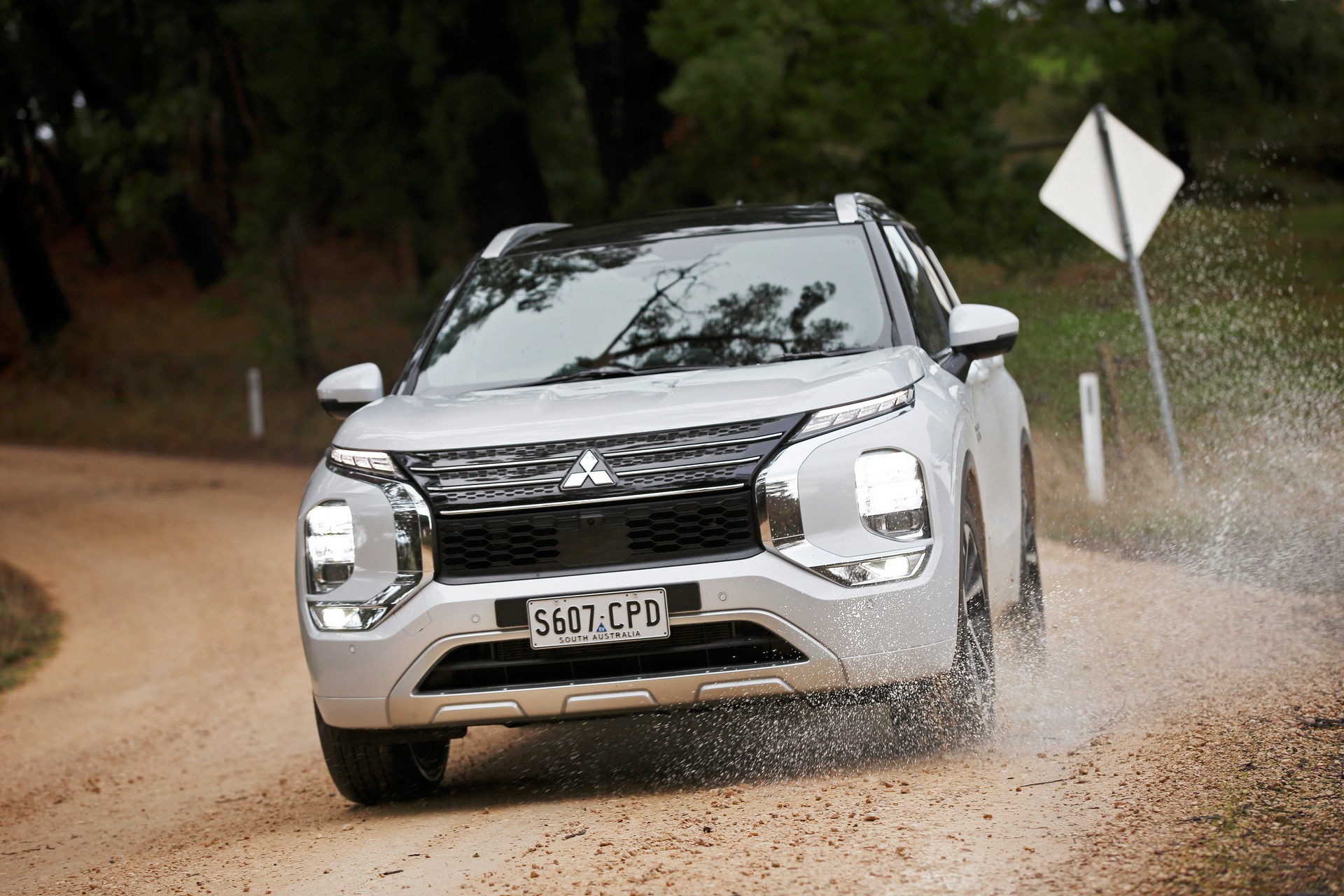 2022 Mitsubishi Outlander Plug-In Hybrid EV Offered In Four Trims In Australia