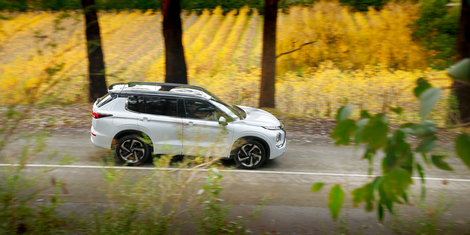 2022 Mitsubishi Outlander Plug-In Hybrid EV Offered In Four Trims In Australia
