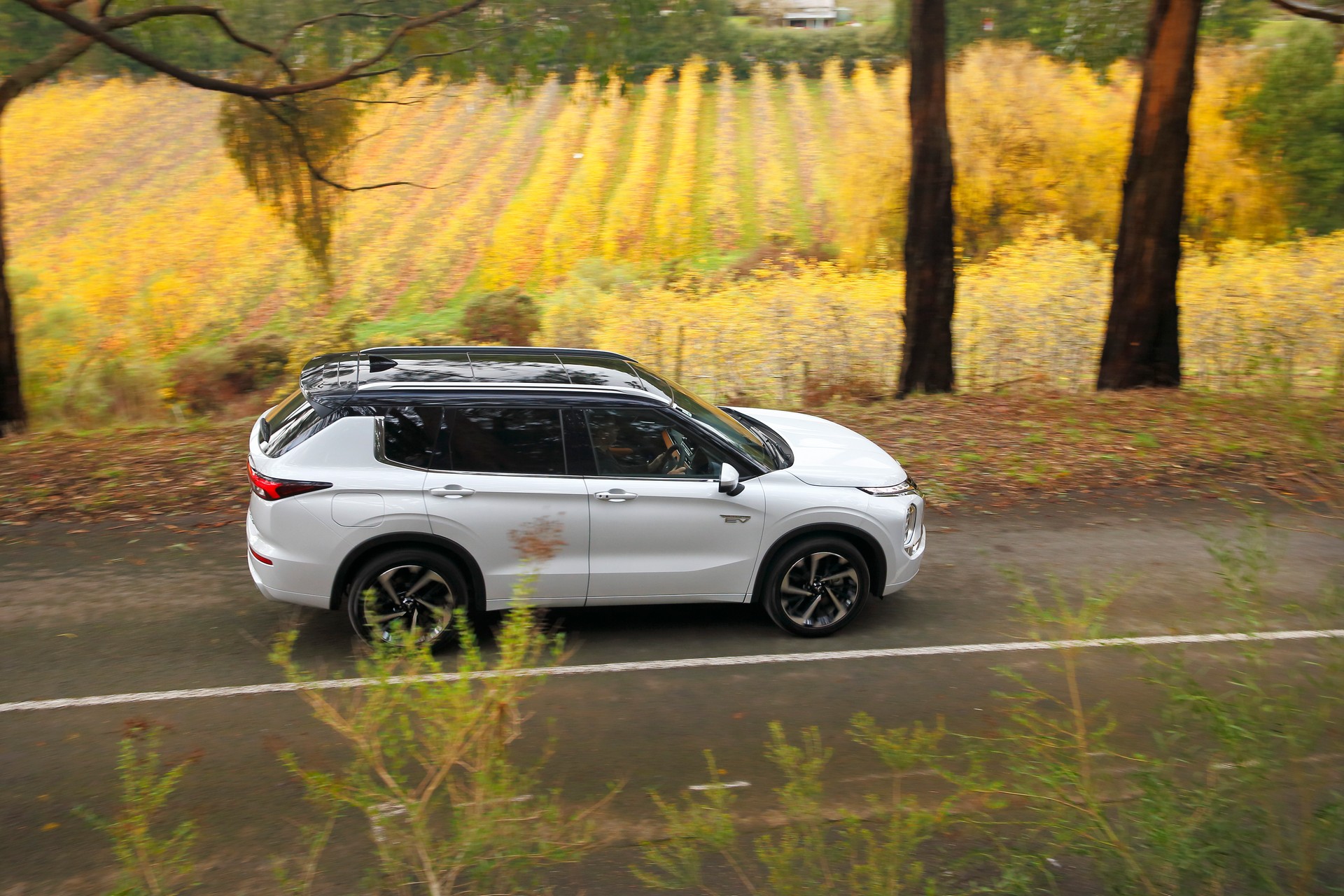 2022 Mitsubishi Outlander Plug-In Hybrid EV Offered In Four Trims In Australia