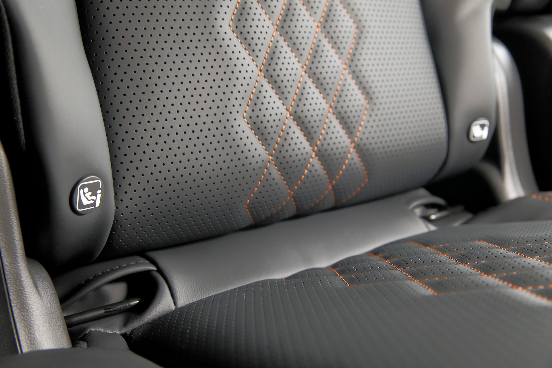 2022 Mitsubishi Outlander Plug-In Hybrid EV Offered In Four Trims In Australia