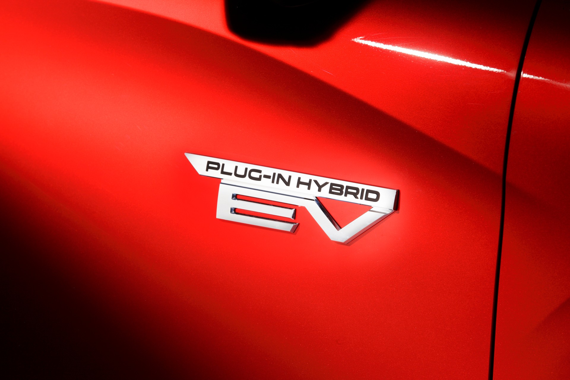 2022 Mitsubishi Outlander Plug-In Hybrid EV Offered In Four Trims In Australia