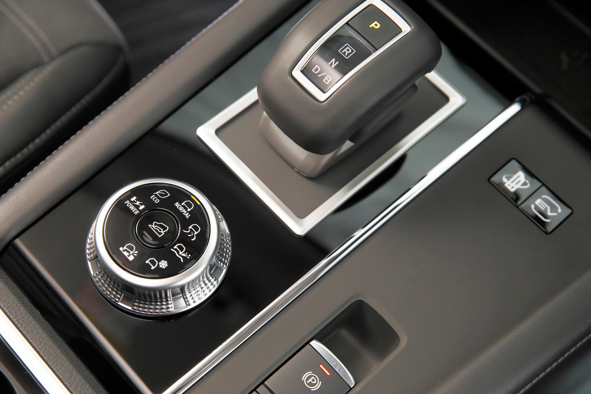 2022 Mitsubishi Outlander Plug-In Hybrid EV Offered In Four Trims In Australia