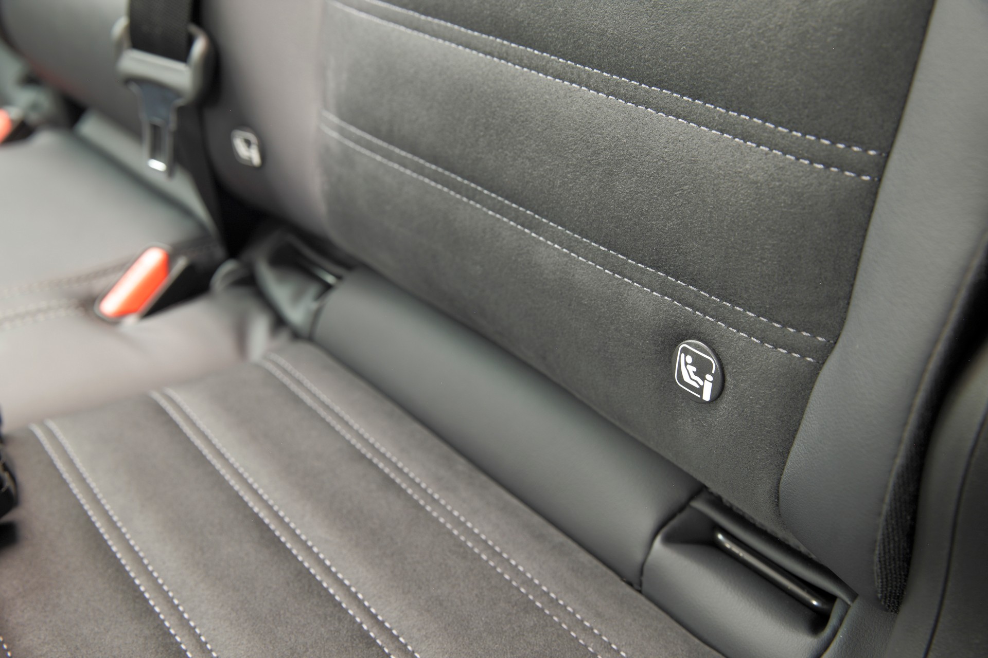 2022 Mitsubishi Outlander Plug-In Hybrid EV Offered In Four Trims In Australia