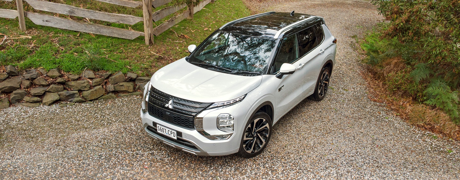 2022 Mitsubishi Outlander Plug-In Hybrid EV Offered In Four Trims In Australia