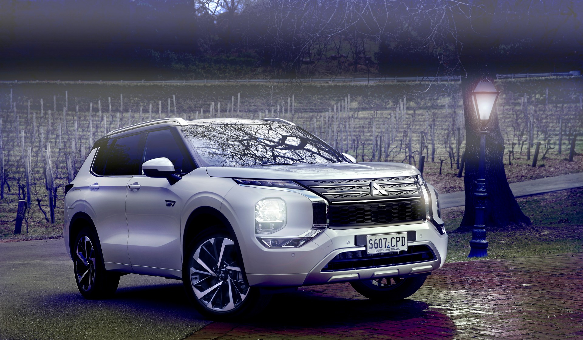 2022 Mitsubishi Outlander Plug-In Hybrid EV Offered In Four Trims In Australia