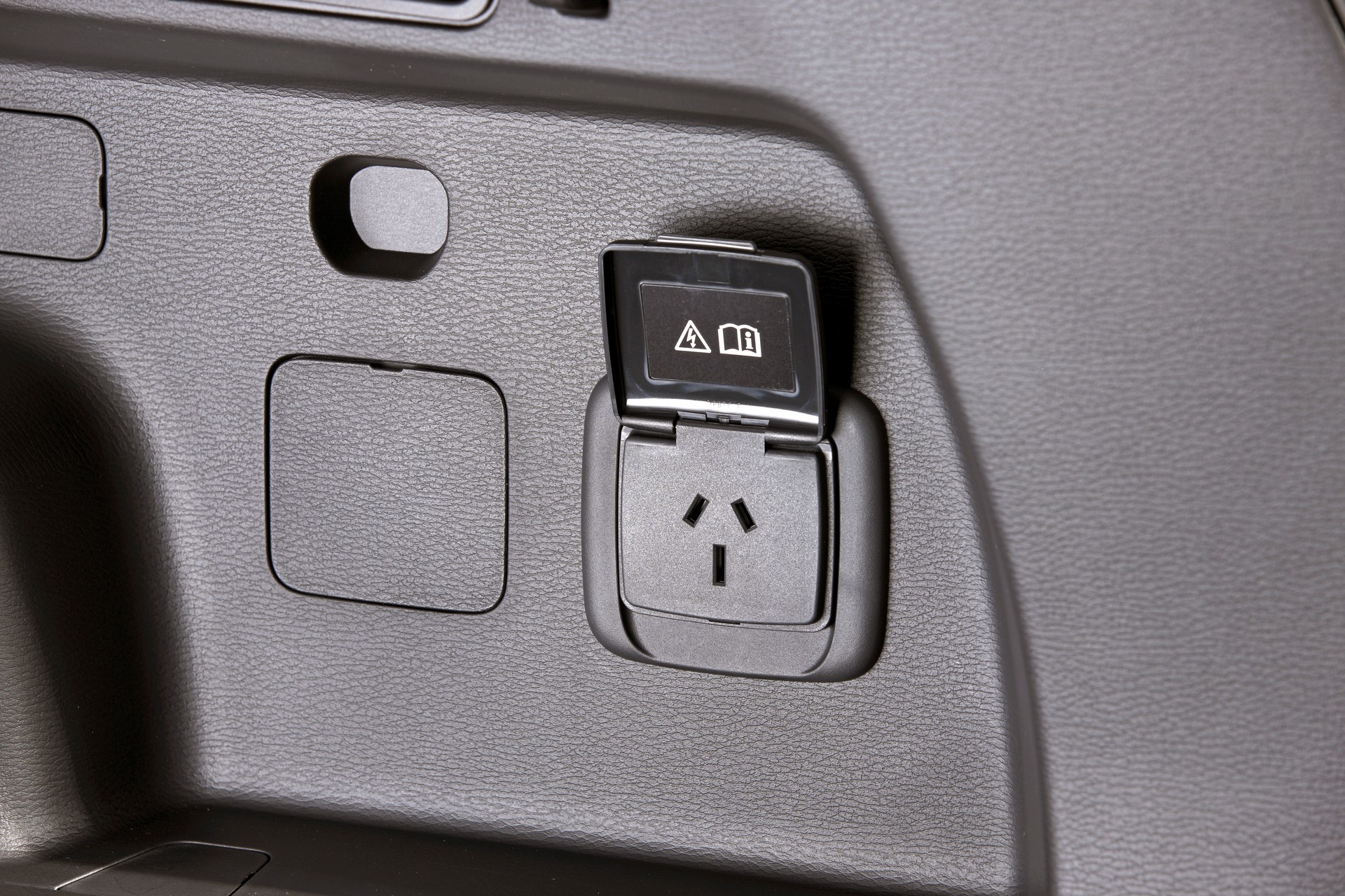 2022 Mitsubishi Outlander Plug-In Hybrid EV Offered In Four Trims In Australia