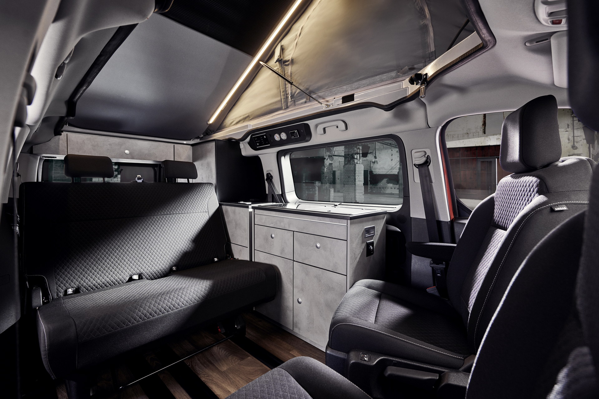 Opel Zafira-e Life Crosscamp Flex Is An EV Camper With A 200-Mile Range