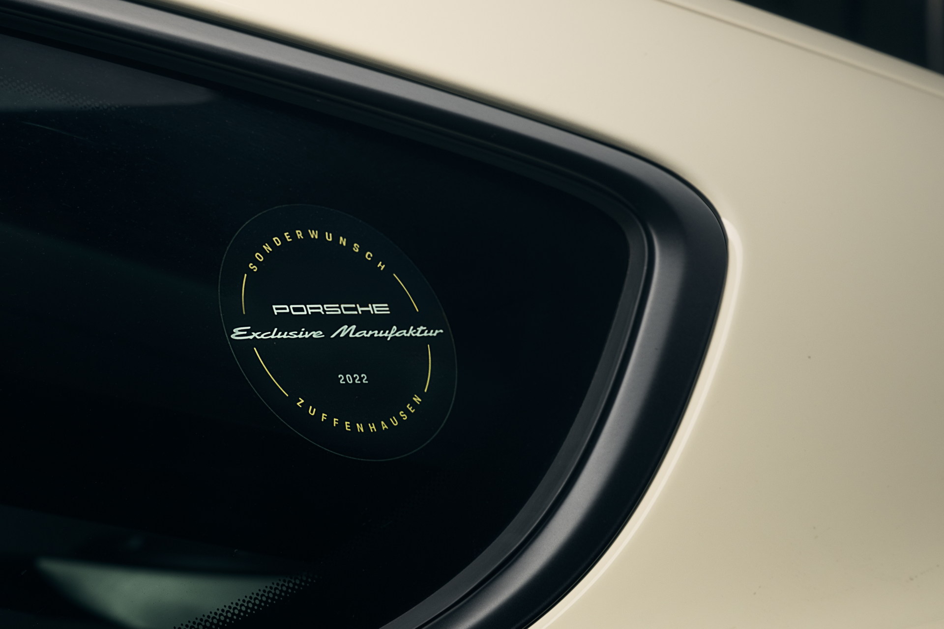 This One-Off Porsche 718 Cayman GT4 Is A Tribute To The 906 Racecar