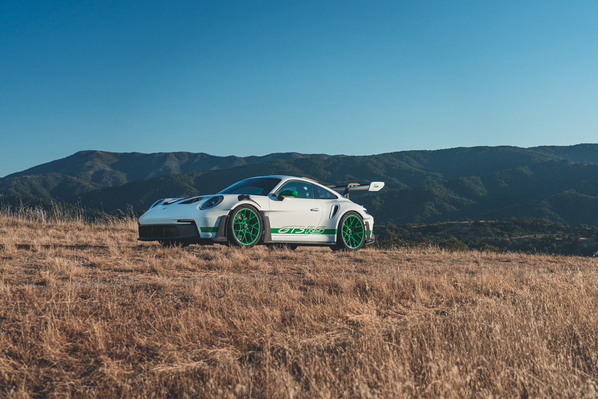 Porsche Pays Tribute To Carrera RS 2.7 With A Special Edition 911 GT3 RS Only For U.S