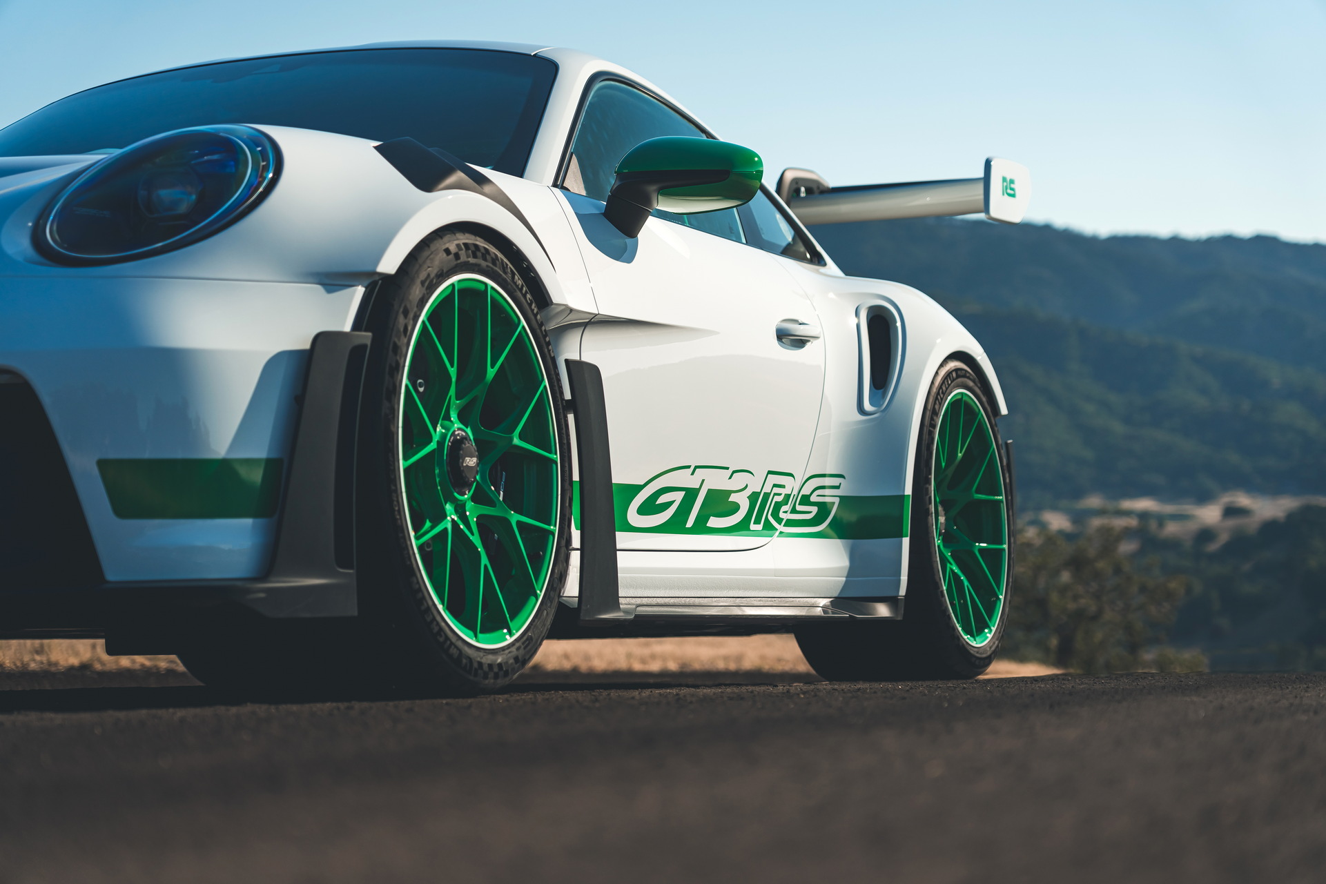 Porsche Pays Tribute To Carrera RS 2.7 With A Special Edition 911 GT3 RS Only For U.S