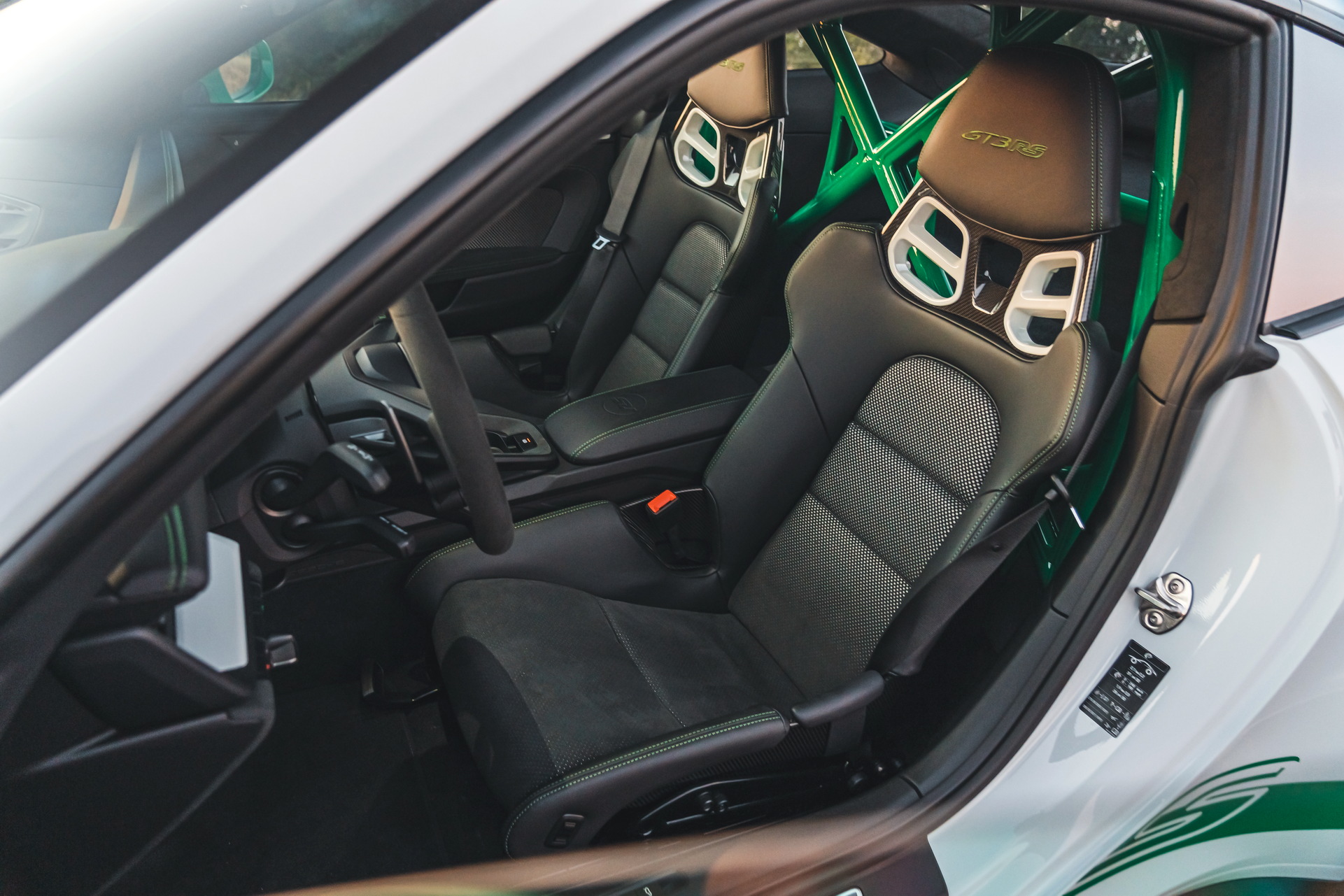 Porsche Pays Tribute To Carrera RS 2.7 With A Special Edition 911 GT3 RS Only For U.S