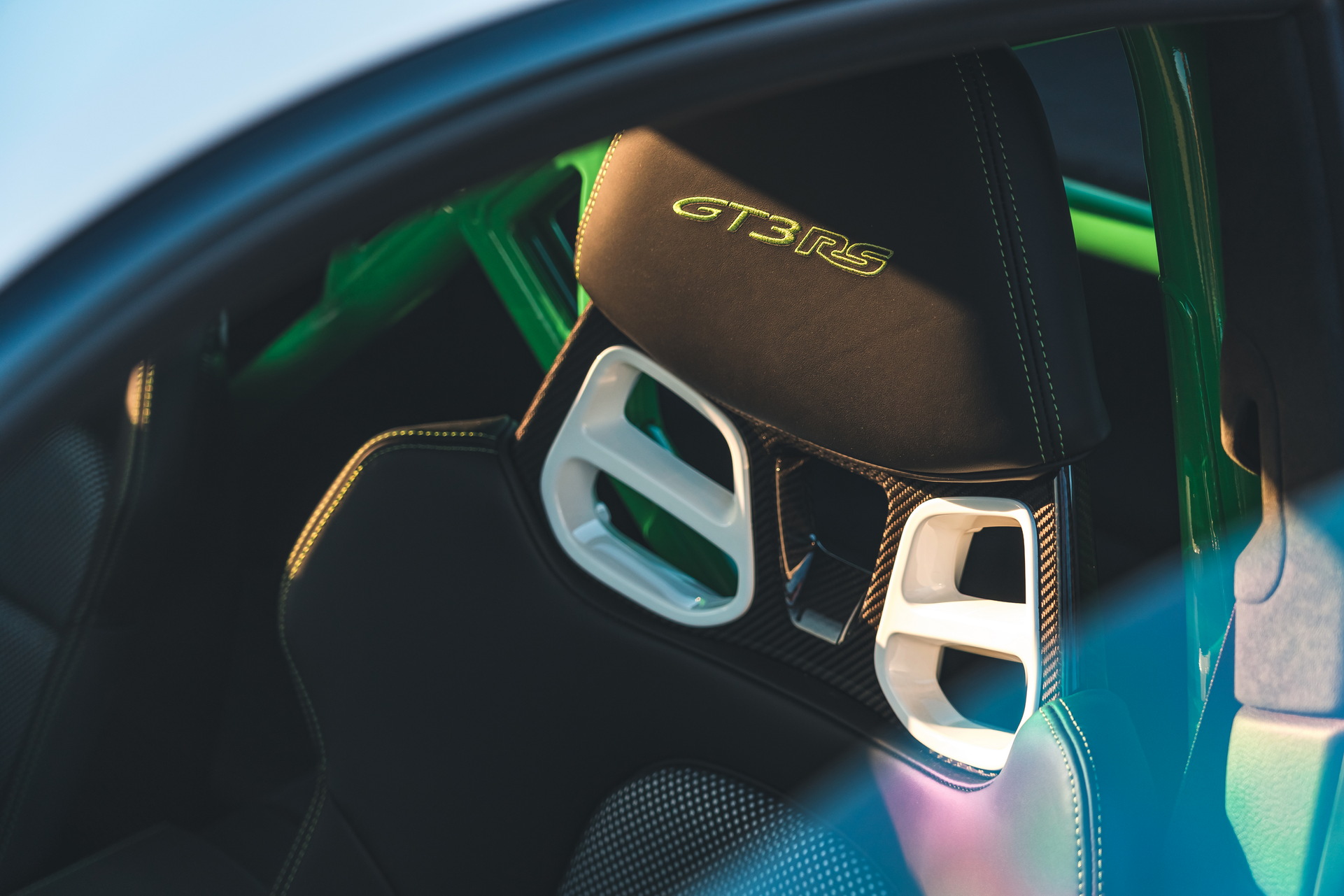 Porsche Pays Tribute To Carrera RS 2.7 With A Special Edition 911 GT3 RS Only For U.S