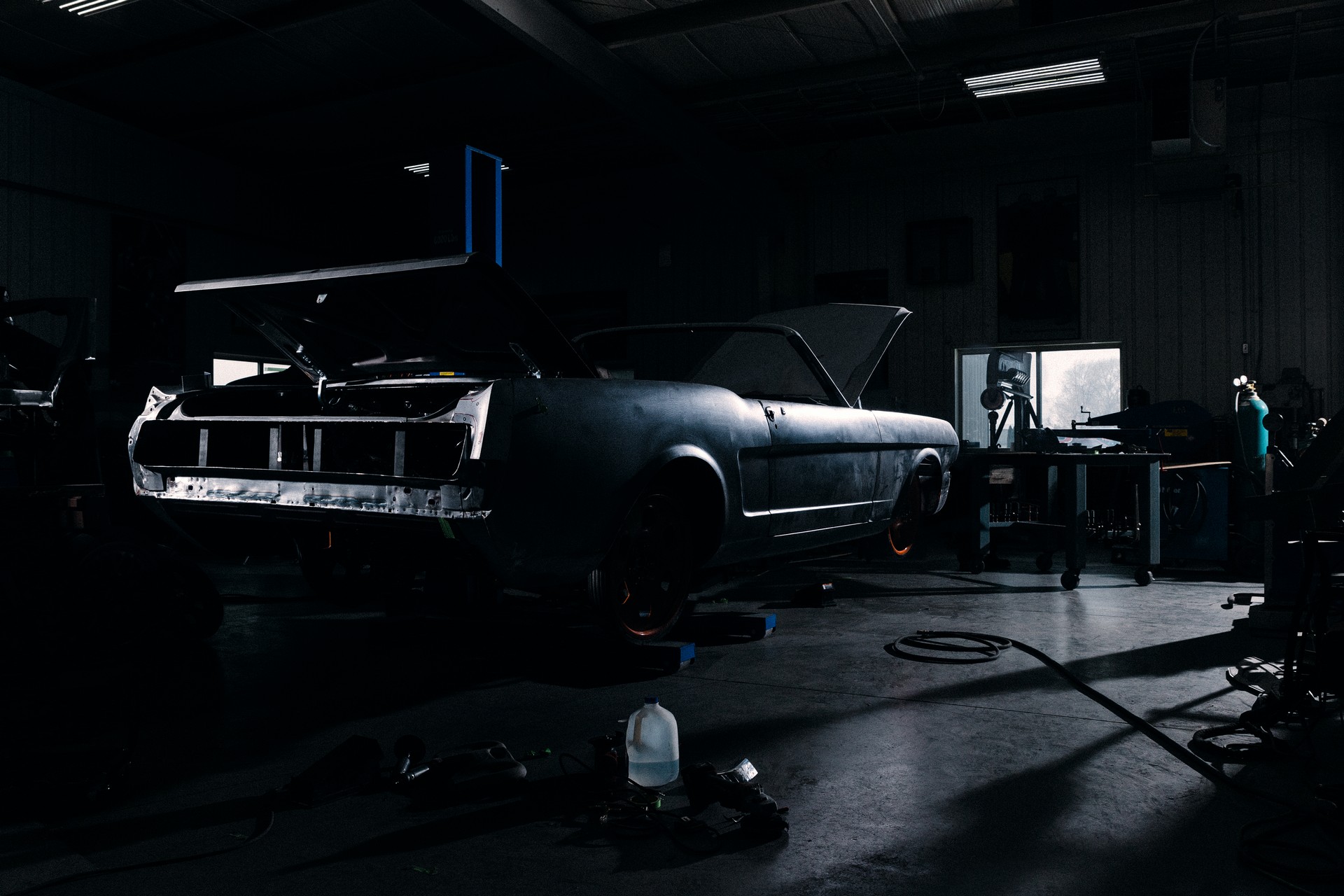 Ringbrothers’ New-Old 1964 Ford Mustang ‘CAGED’ Took 4,200 Hours To Build