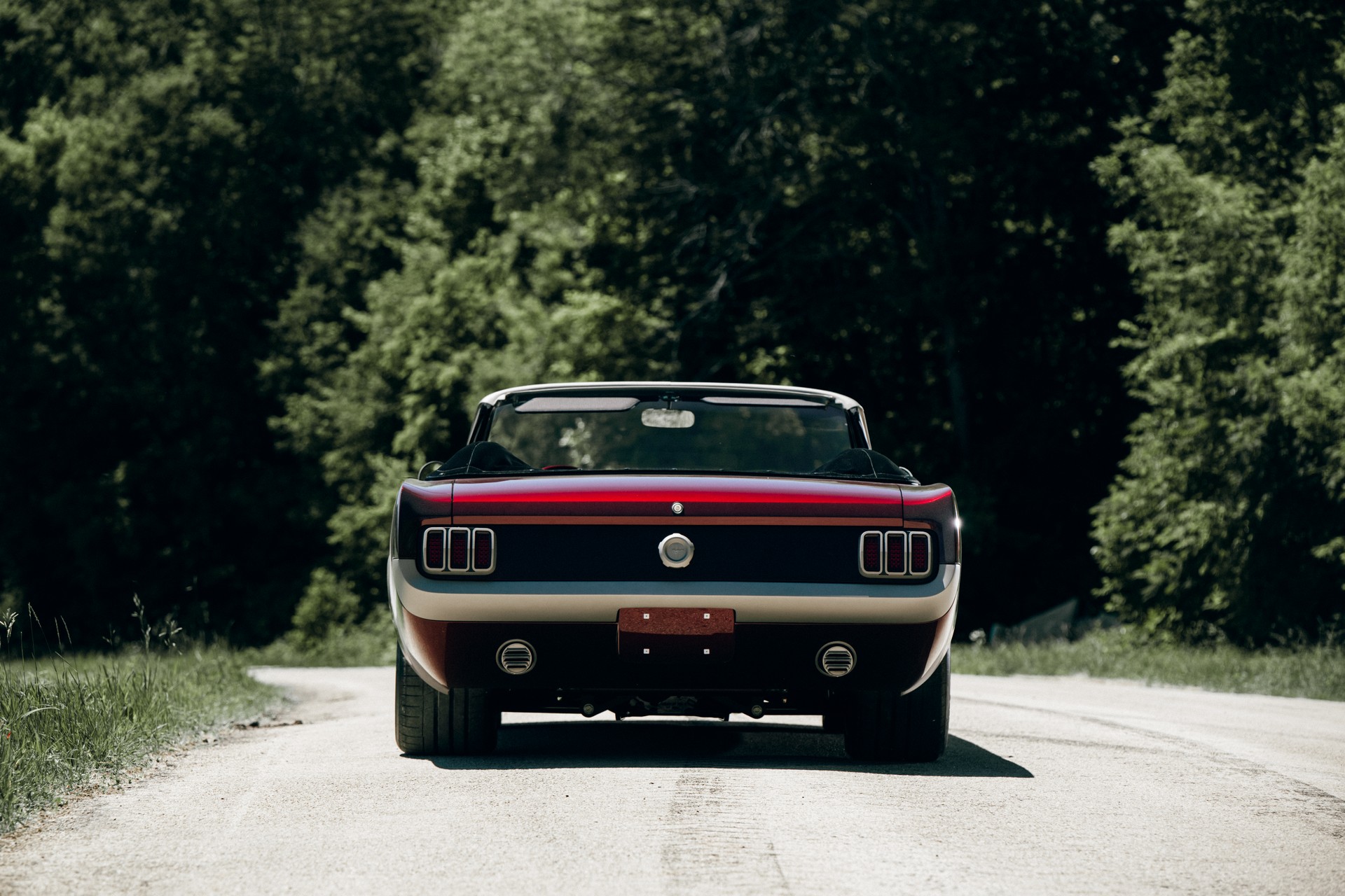 Ringbrothers’ New-Old 1964 Ford Mustang ‘CAGED’ Took 4,200 Hours To Build