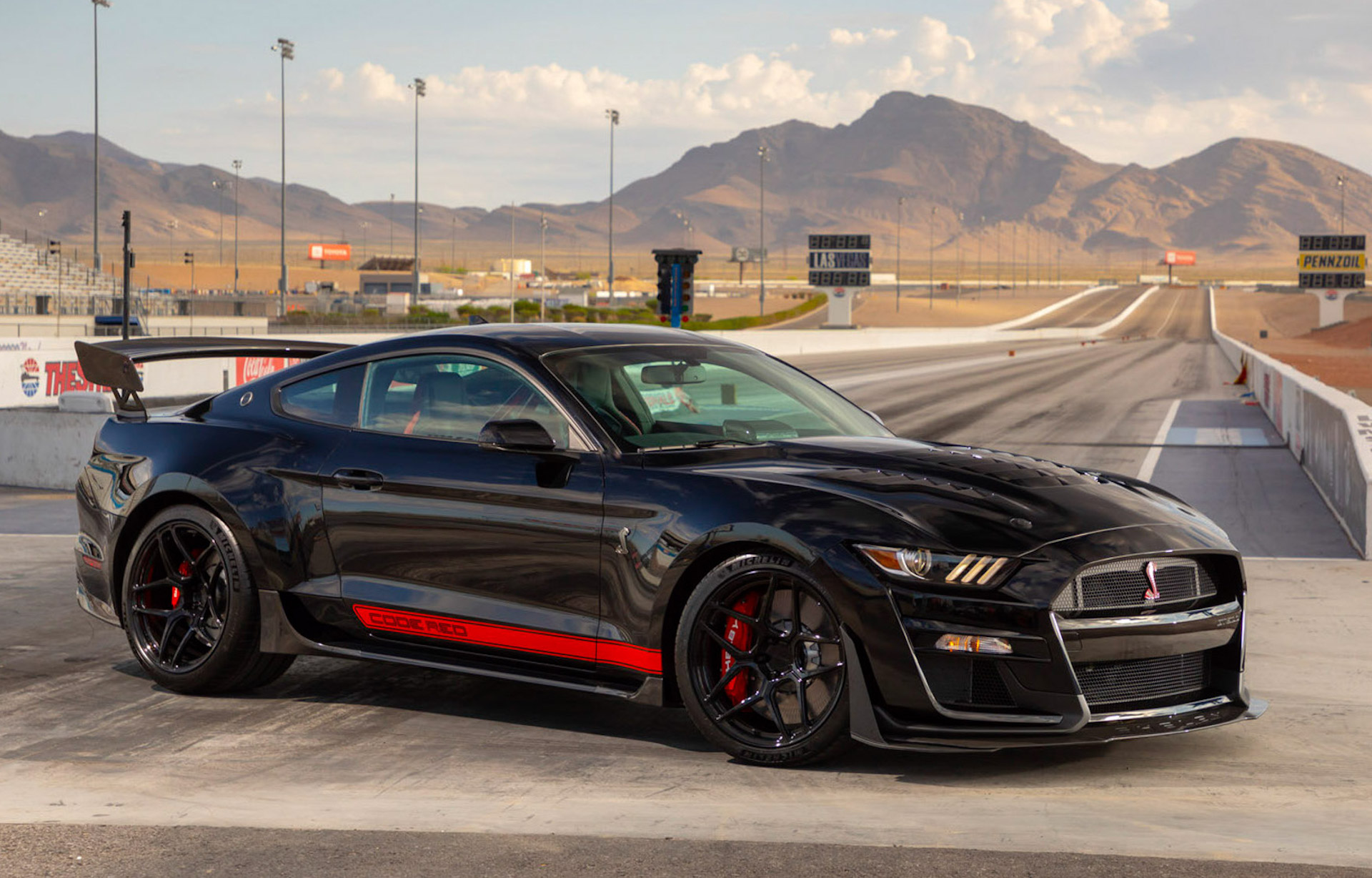 Shelby s 1 300 HP GT500 Code Red Runs 1 4 Mile In Insane 8 59 Seconds 