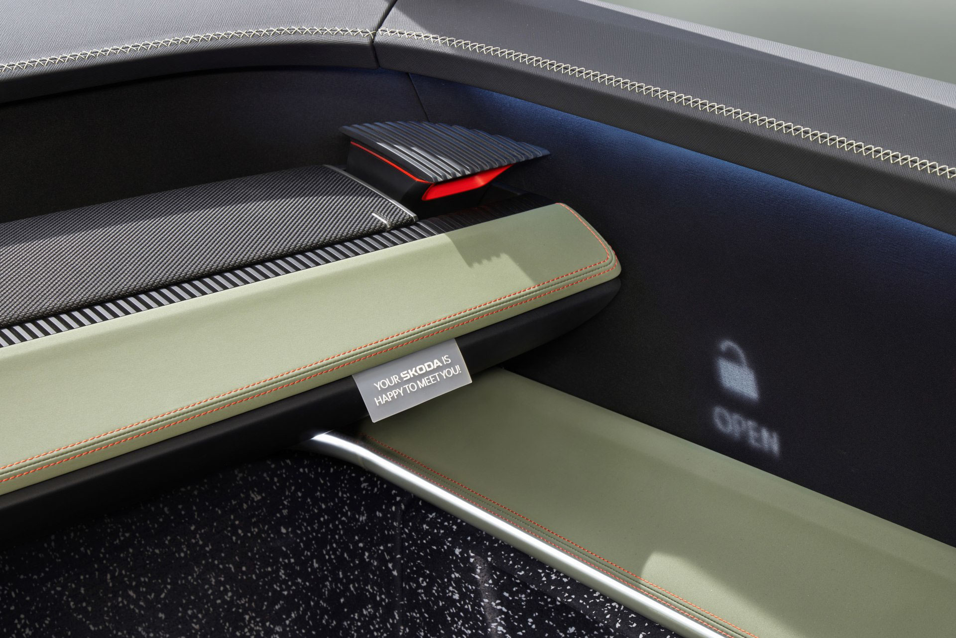 Skoda Vision 7S Concept Previews Electric Kodiaq Replacement With 370-Mile Range