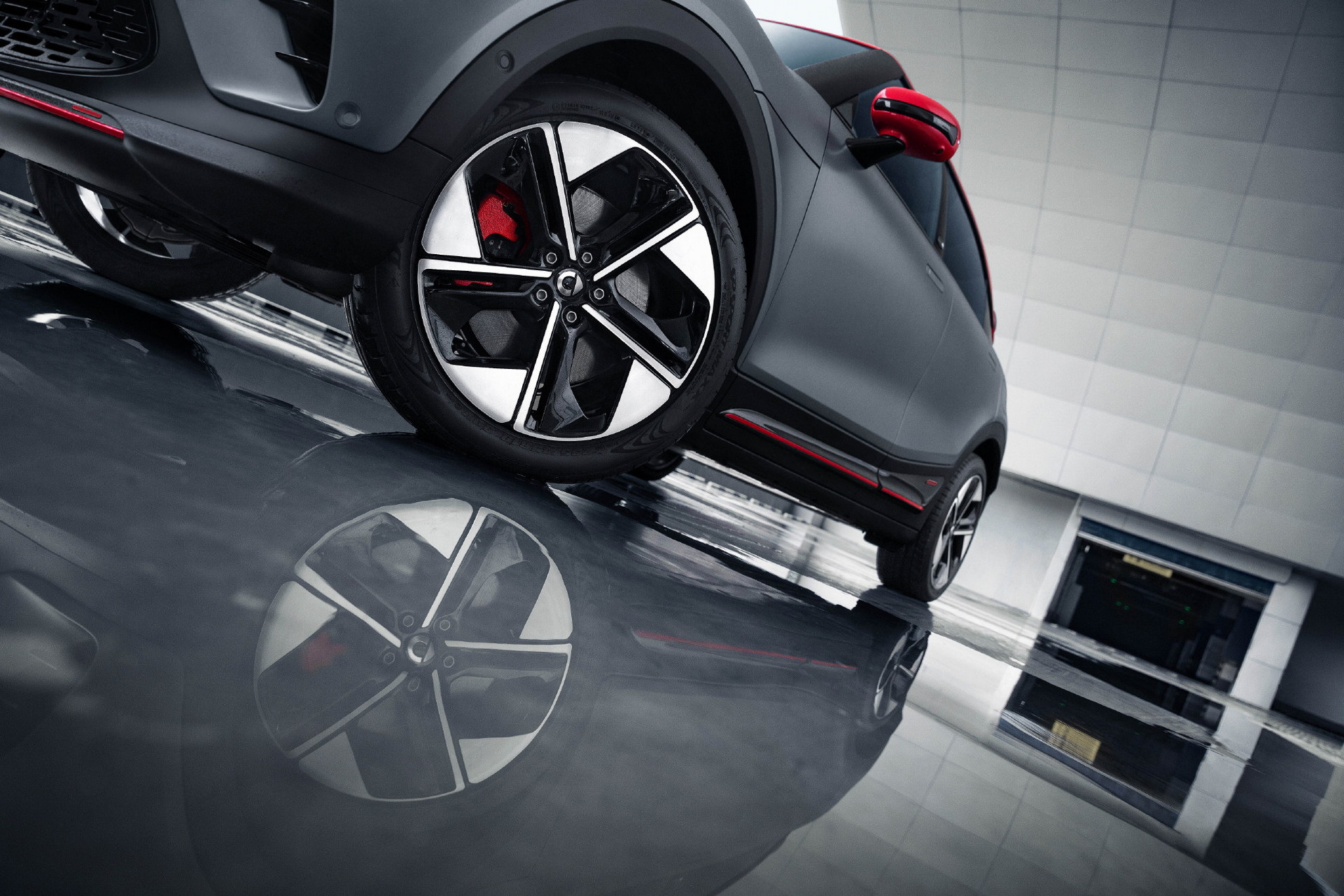 Smart #1 Brabus Shows Its Sporty Side Ahead Of August 26 Debut