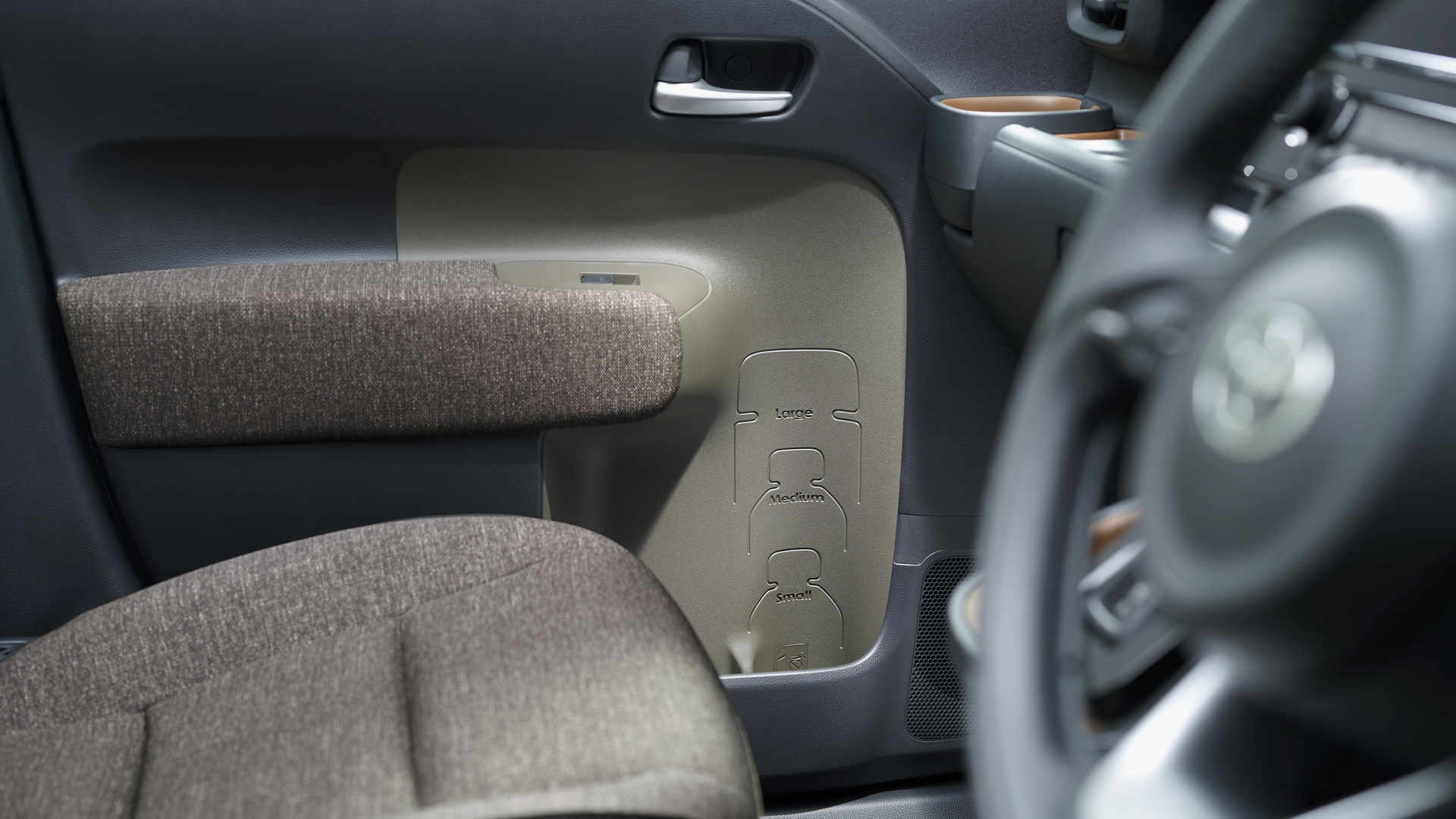 New Toyota Sienta Debuts In Japan As A 3-Row Hybrid Minivan Based On The Yaris