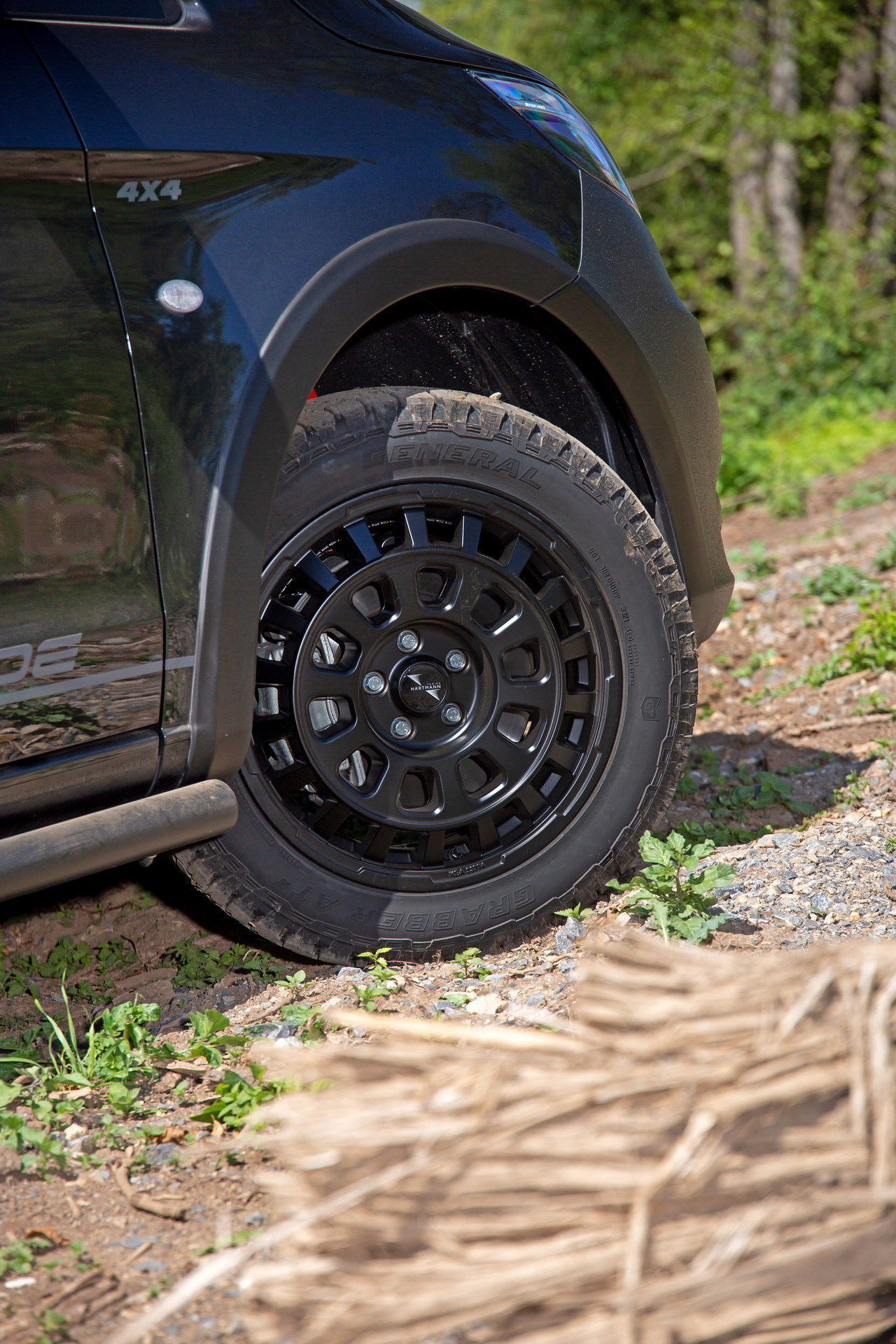 Mercedes-Benz Vito 4×4 Geotrek Edition By Vansports Is Ready For The Outdoors