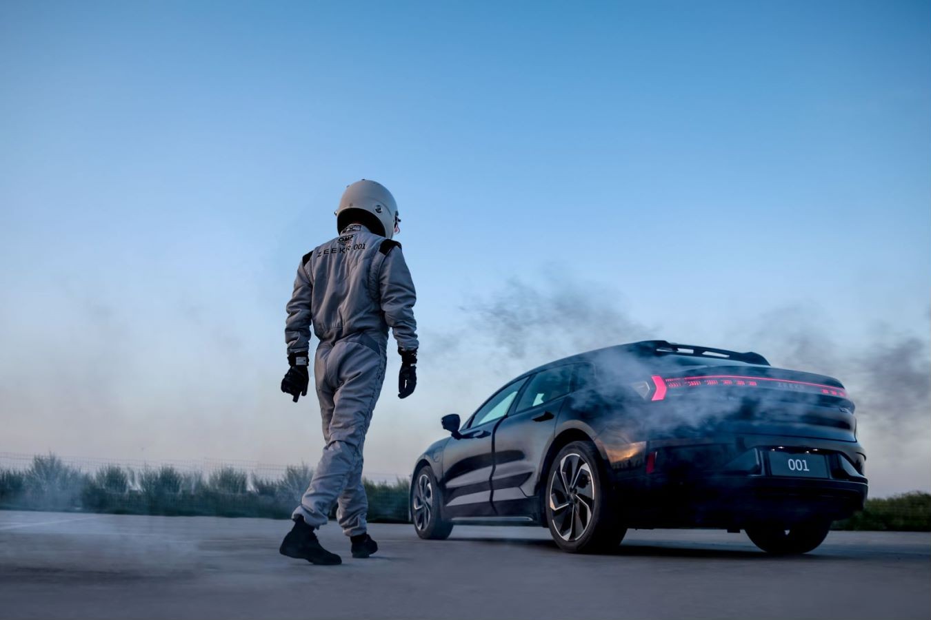 Electric Zeekr 001 Breaks World Record With A Drift At 129 MPH