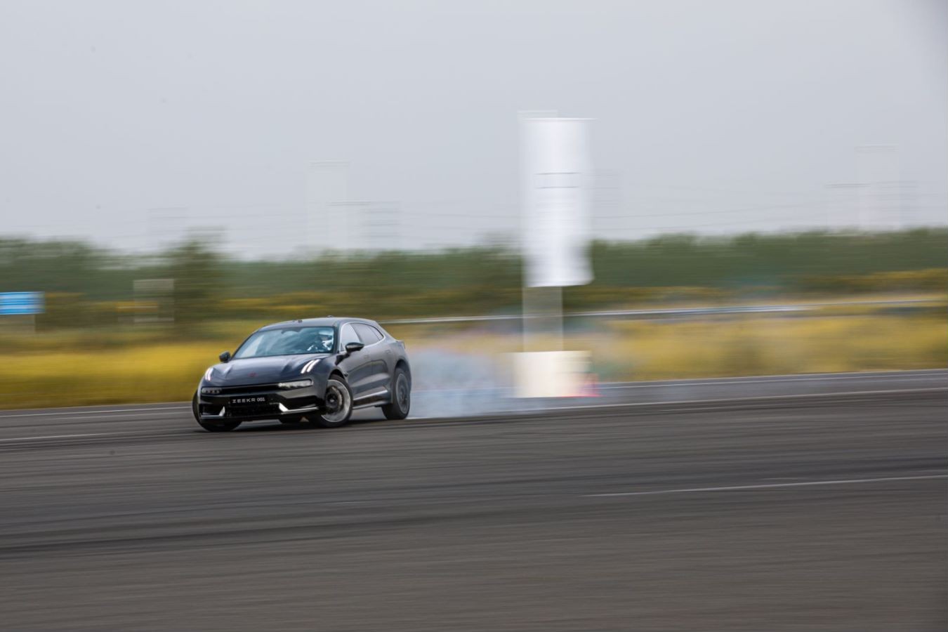 Electric Zeekr 001 Breaks World Record With A Drift At 129 MPH