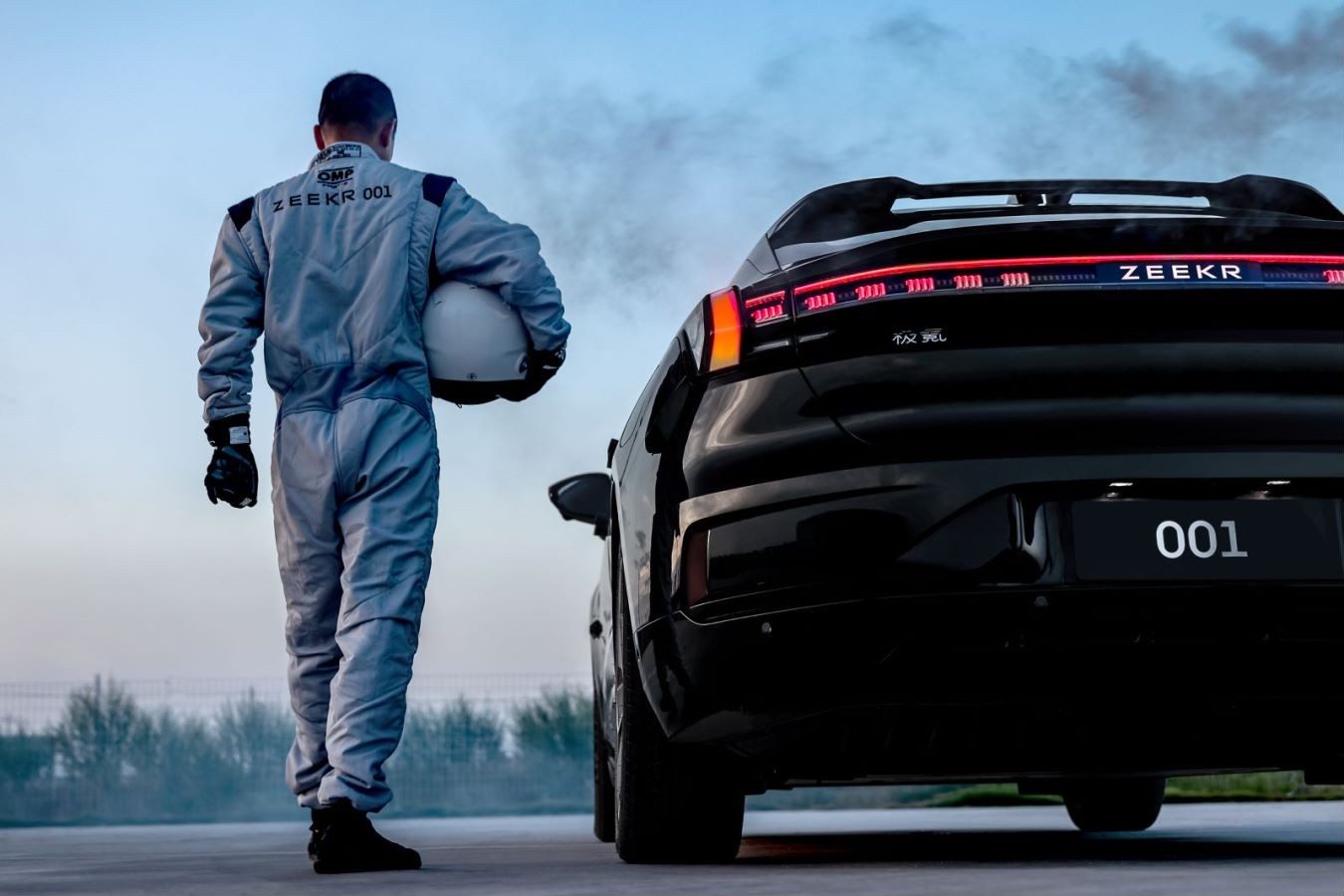 Electric Zeekr 001 Breaks World Record With A Drift At 129 MPH