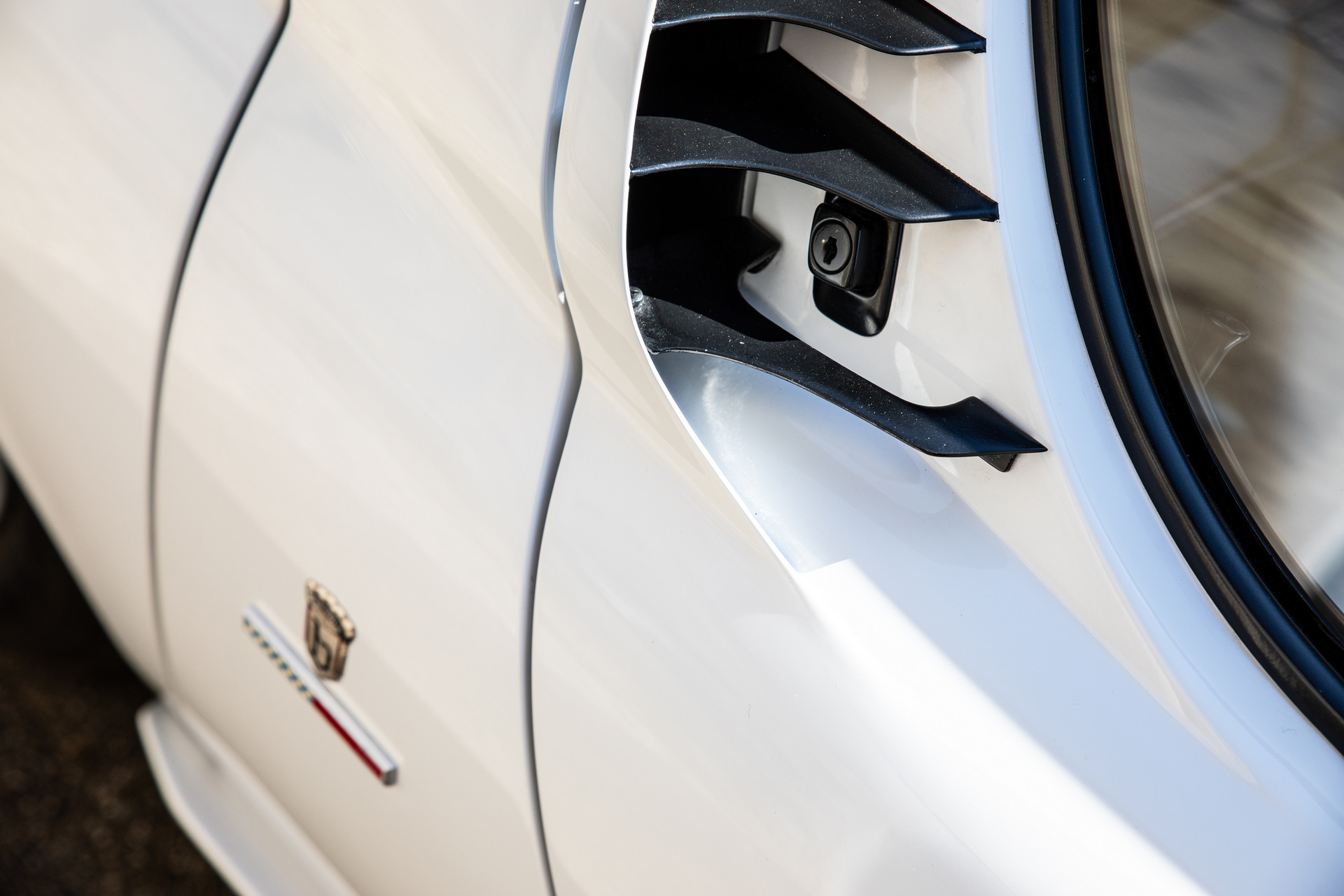 This 1968 Lamborghini Miura Used To Have A Chevy V8 Under The Hood, But Fortunately, Not Anymore