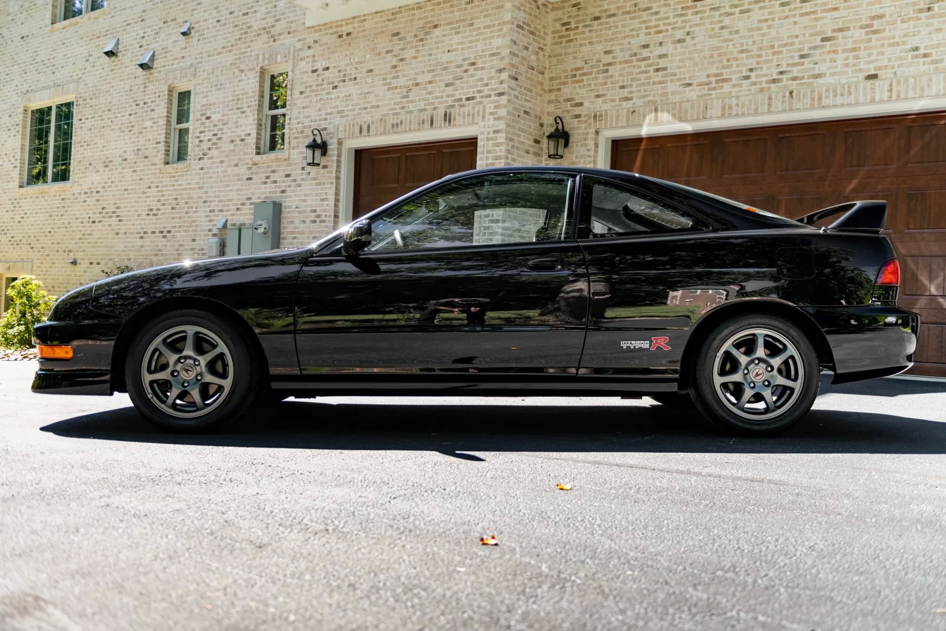Someone Paid $73,000 For A 19k Mile 2000 Acura Integra Type R