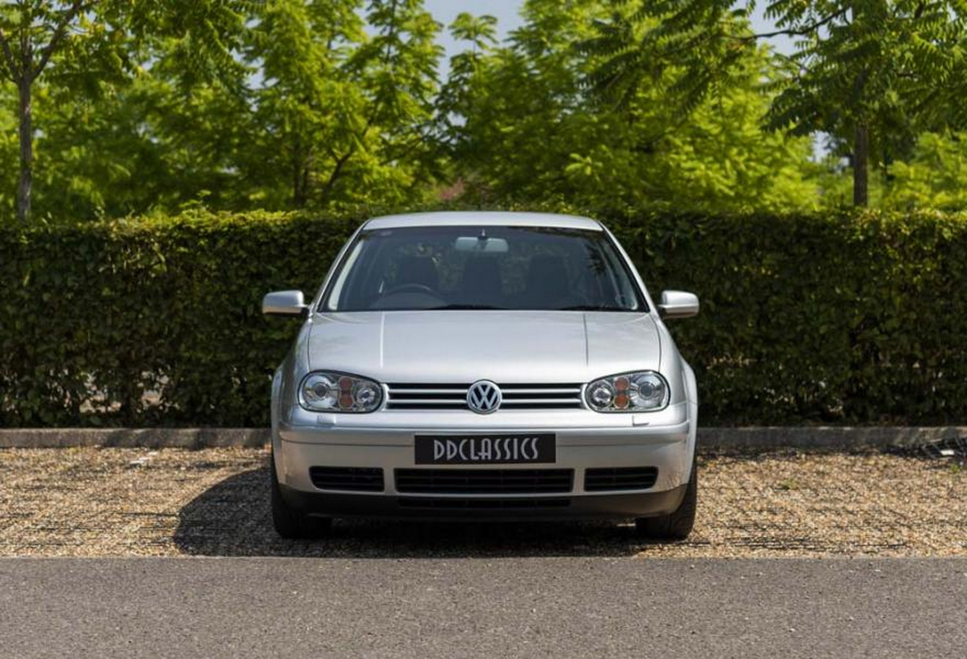 Ride Like It’s 2001 With This Low-Mileage VW Golf Mk4 GTI