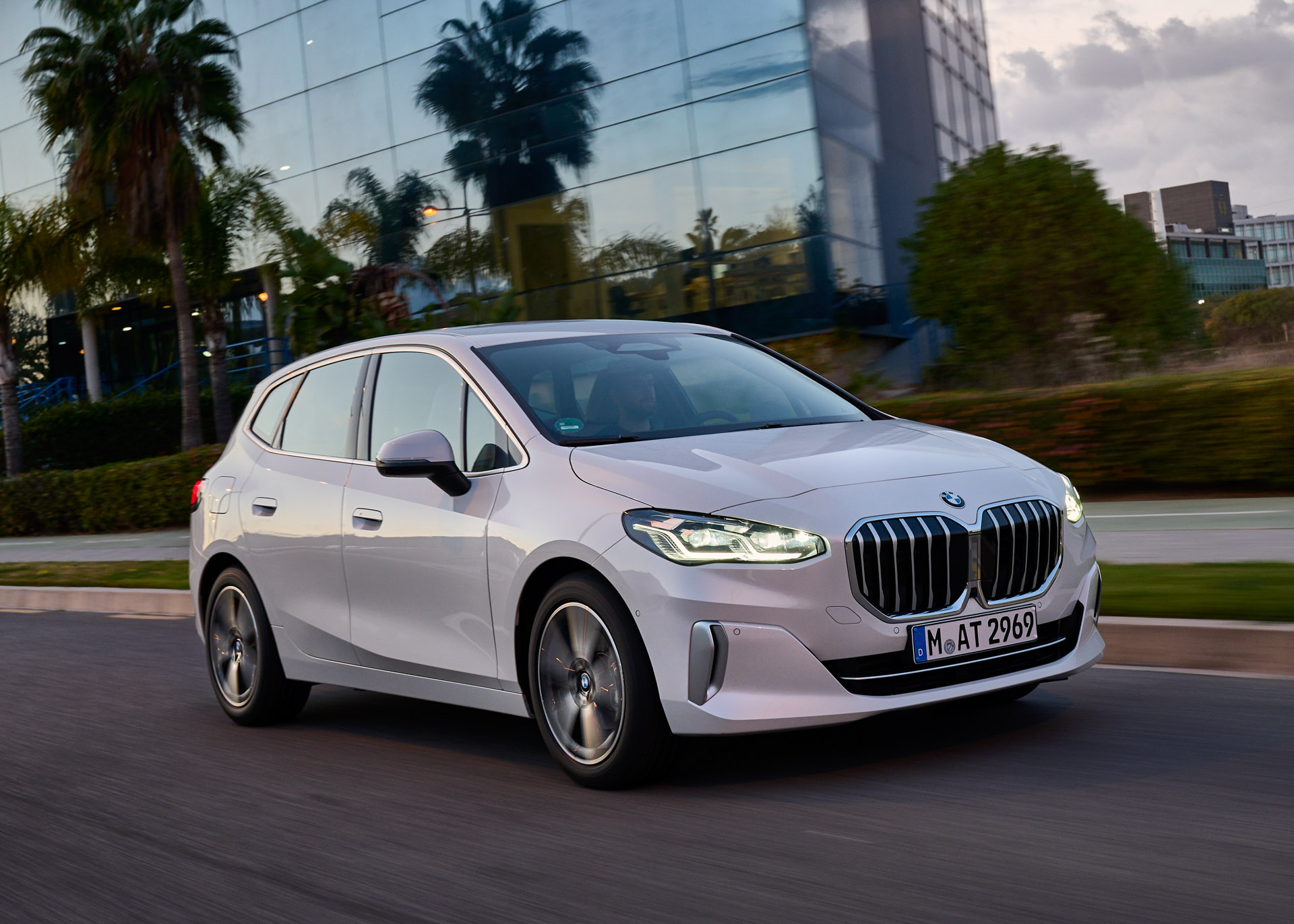 BMW Adds More Engine Options For X1 And Active Tourer, Starts Sales Of Electric iX1 And Base i4