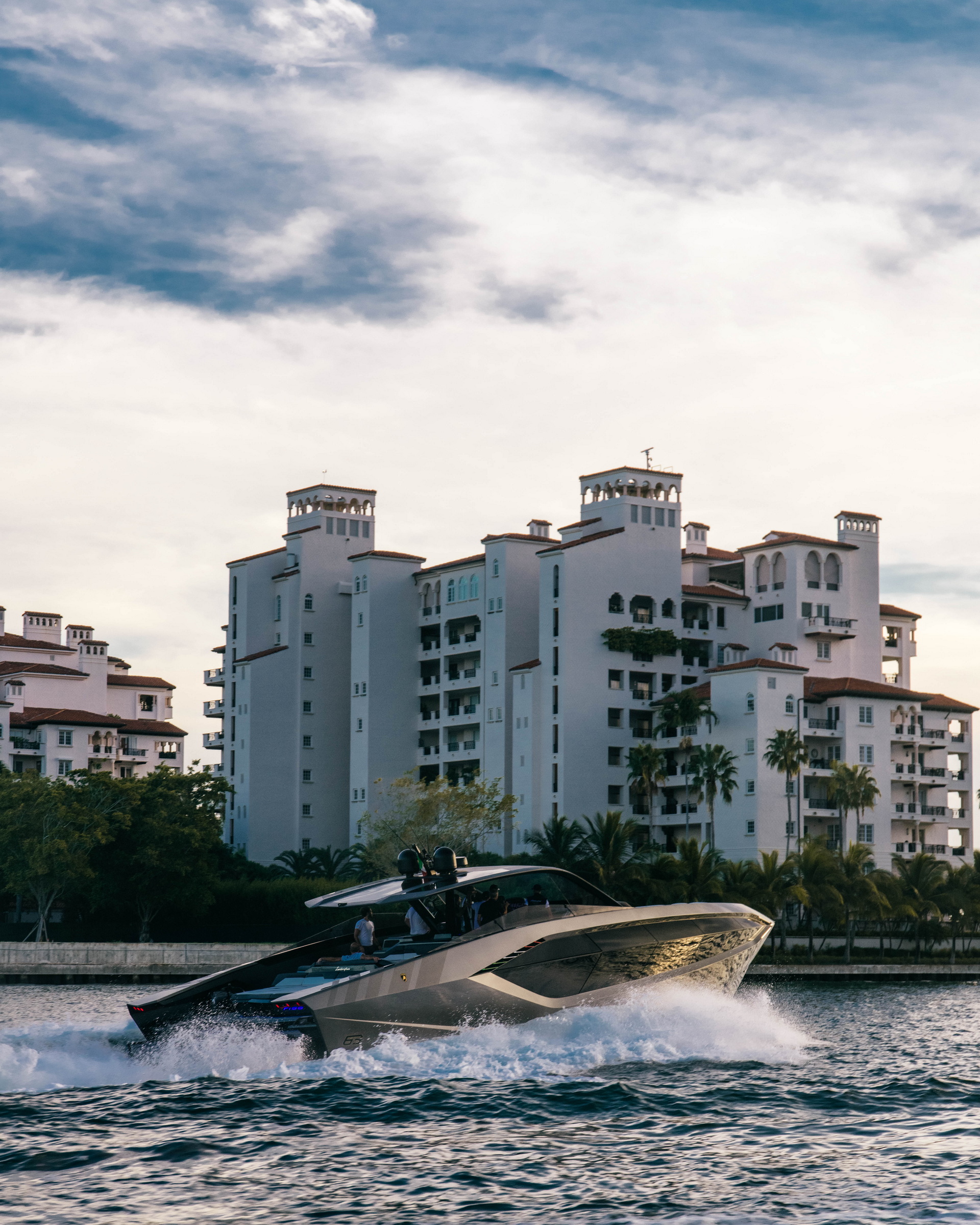 The Very First 24-Cylinder, 4,000-HP Tecomar Lamborghini 63 Superyacht Lands In America