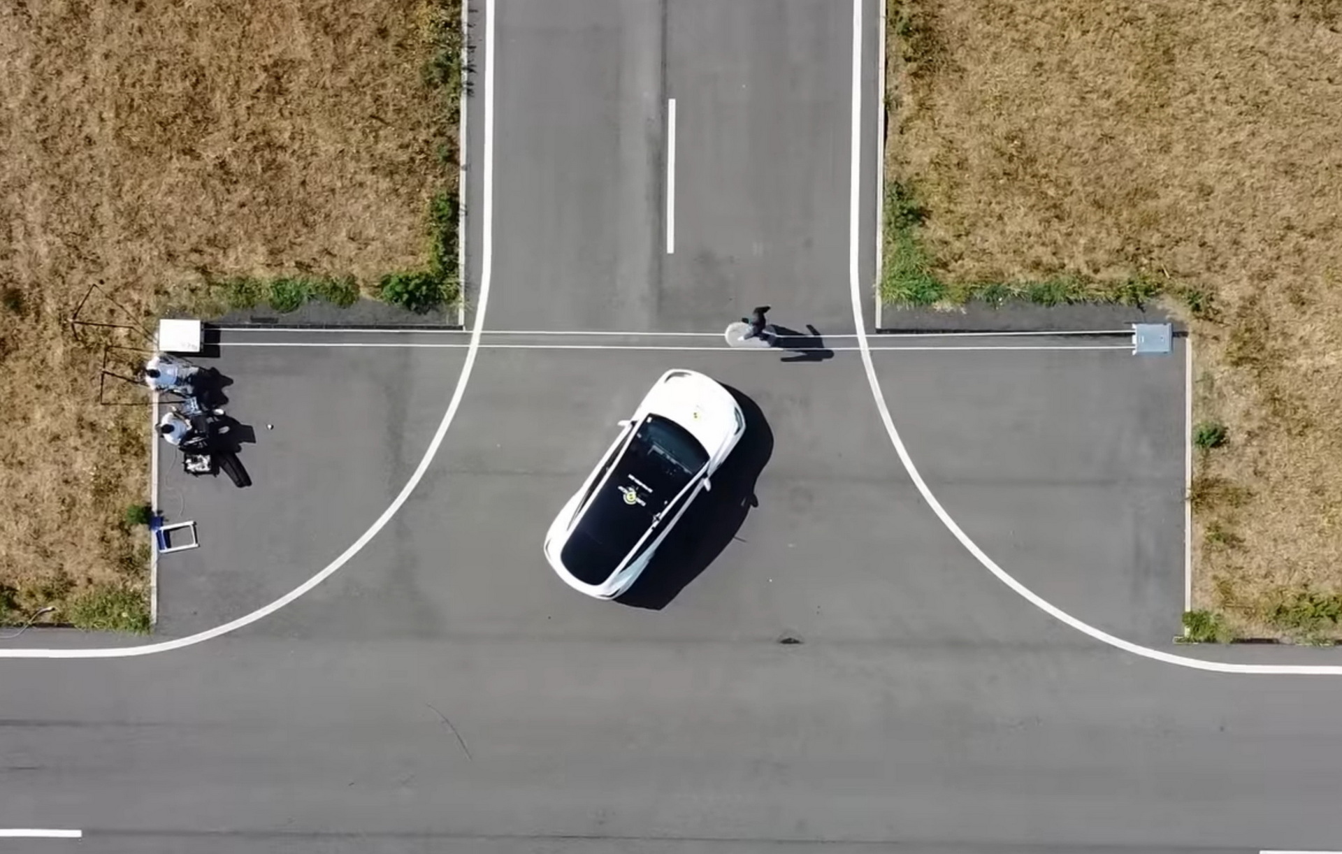 2022 Tesla Model Y Performs Very Well At Euro NCAP's Pedestrian Emergency  Braking Test