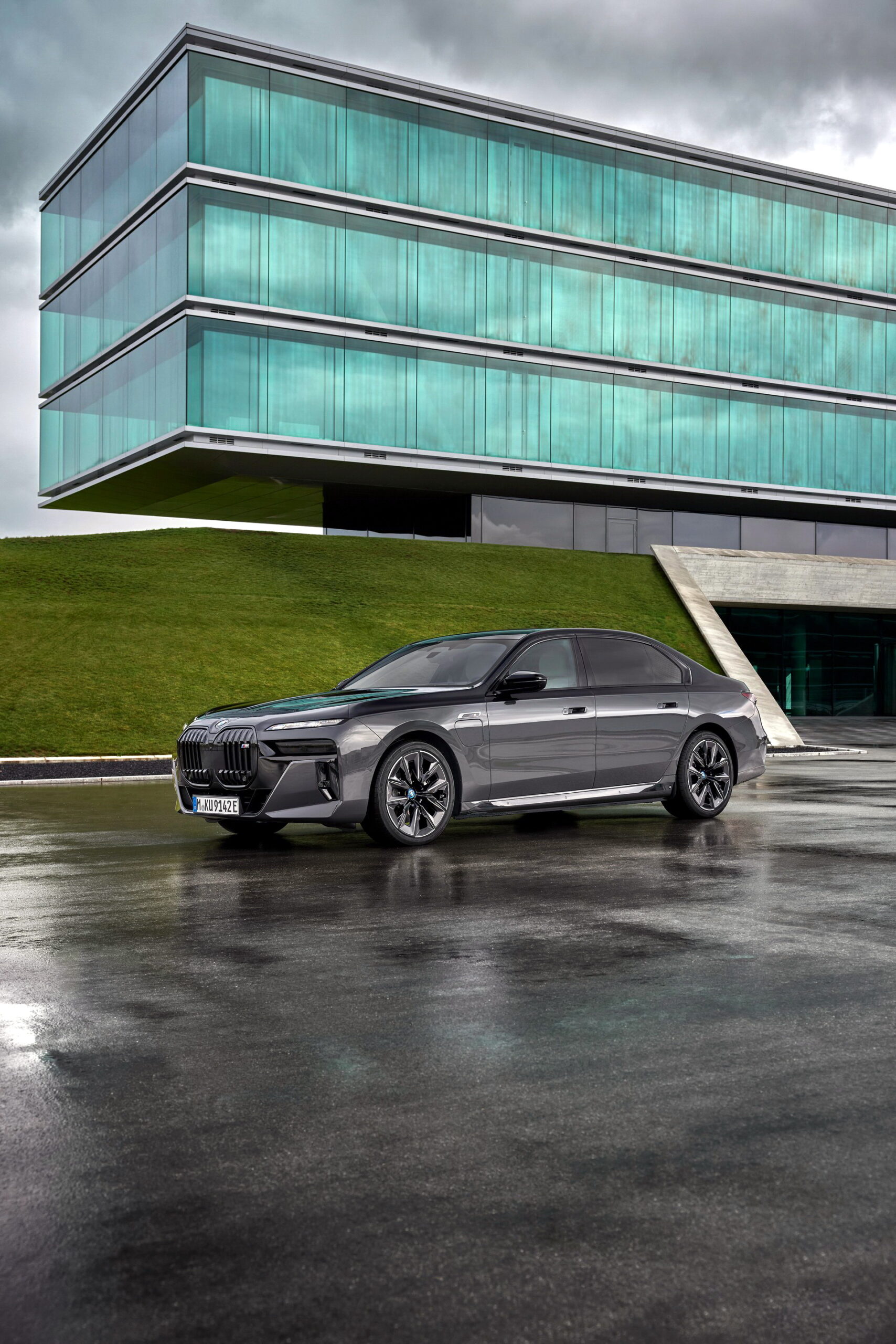 2023 BMW 7-Series Range Grows With Two Plug-Ins And An Updated Diesel In Europe