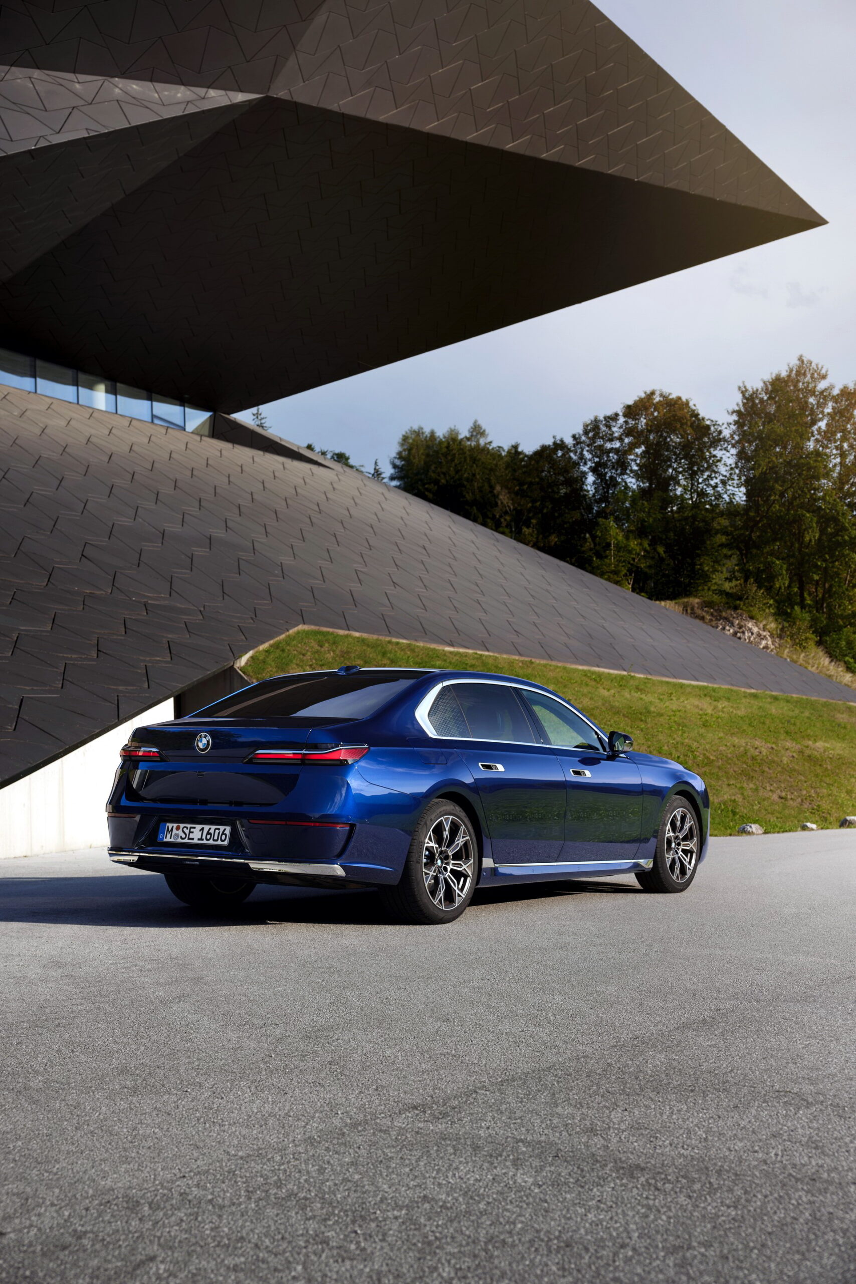 2023 BMW 7-Series Range Grows With Two Plug-Ins And An Updated Diesel In Europe